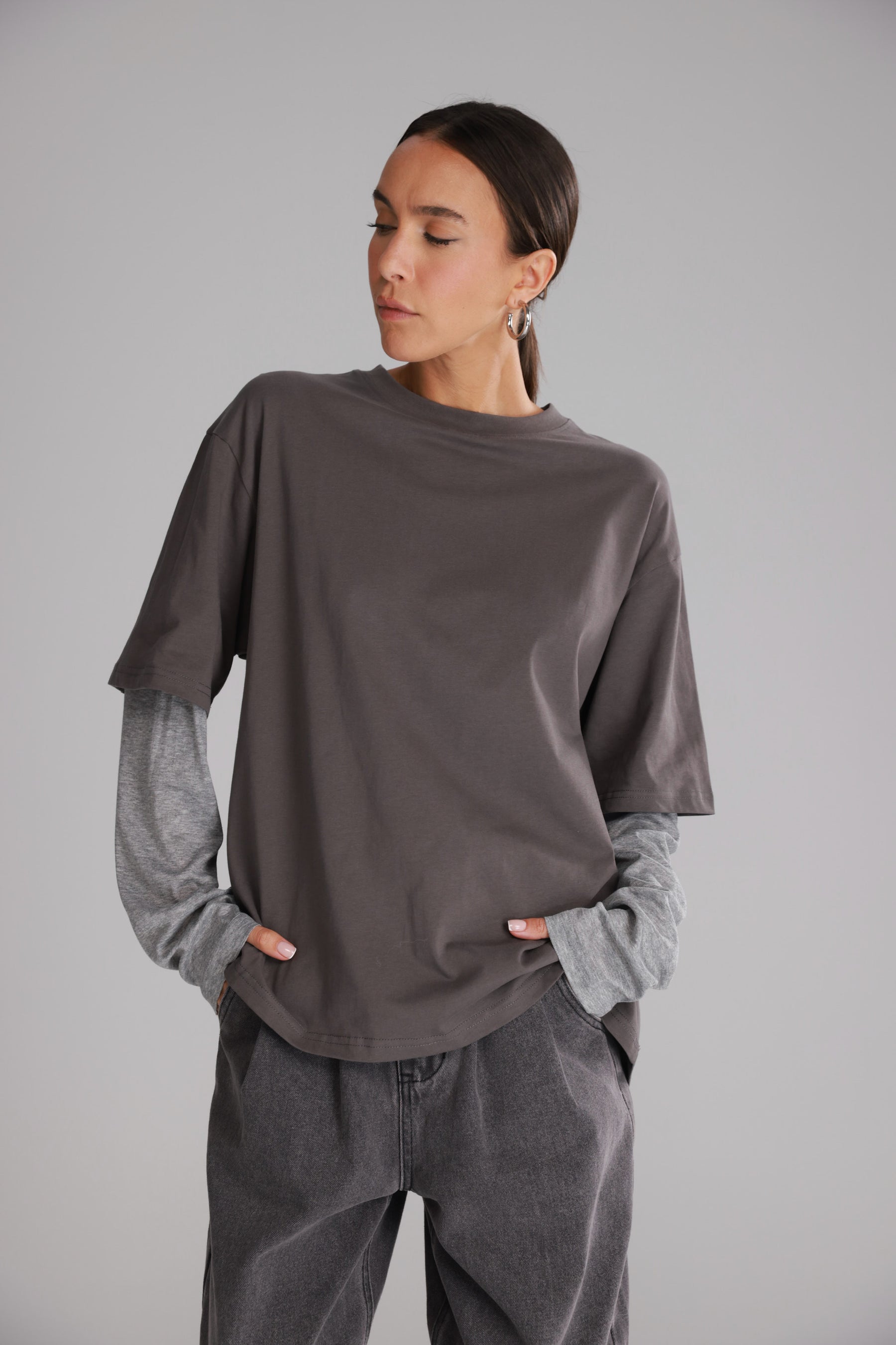 חולצת ג'נר אפורה