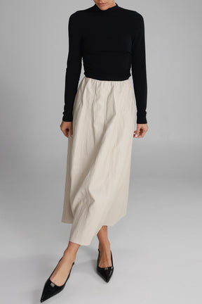 חצאית מידי ג'וליה דמוי עור שמנת