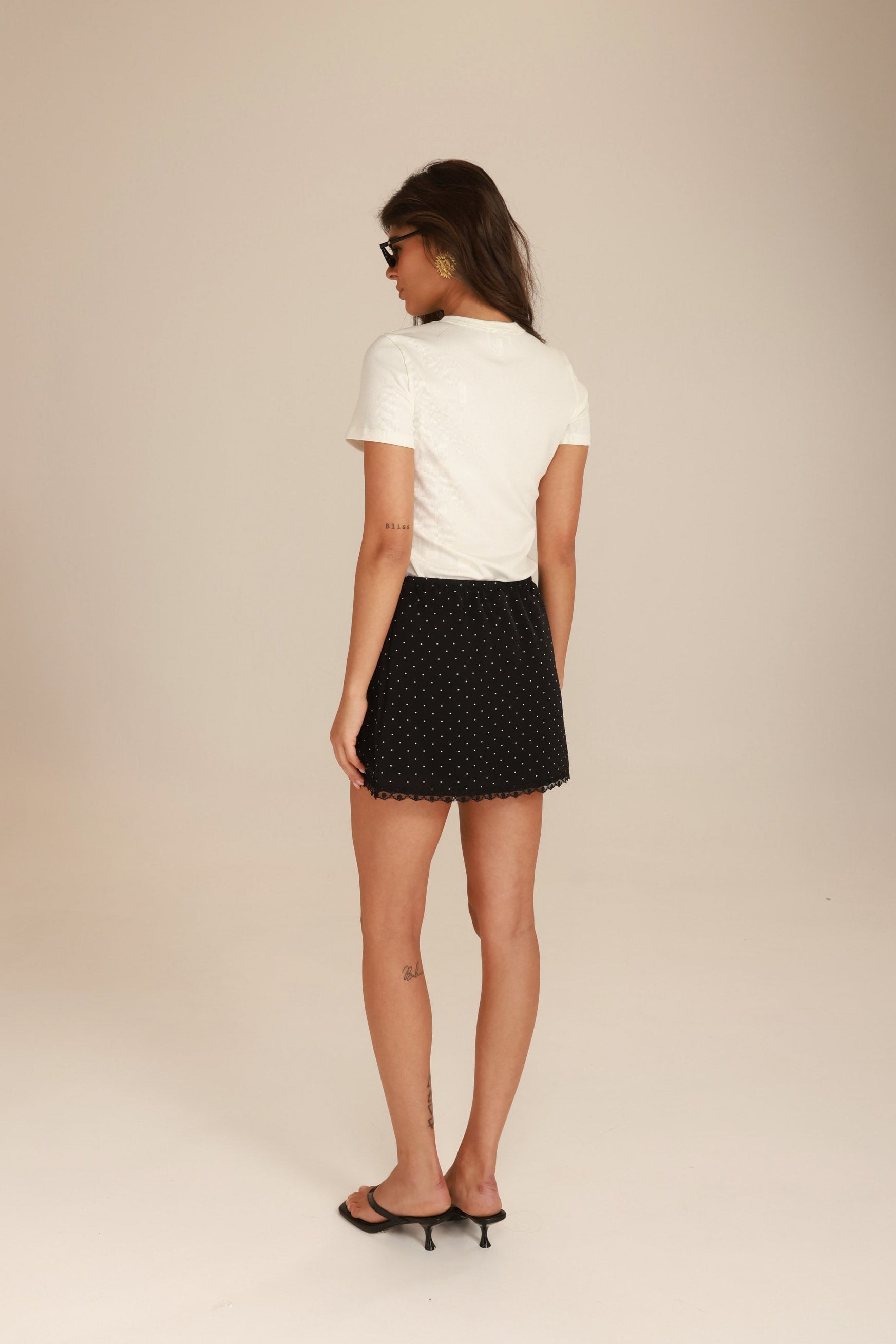 חצאית טיאגו שחורה