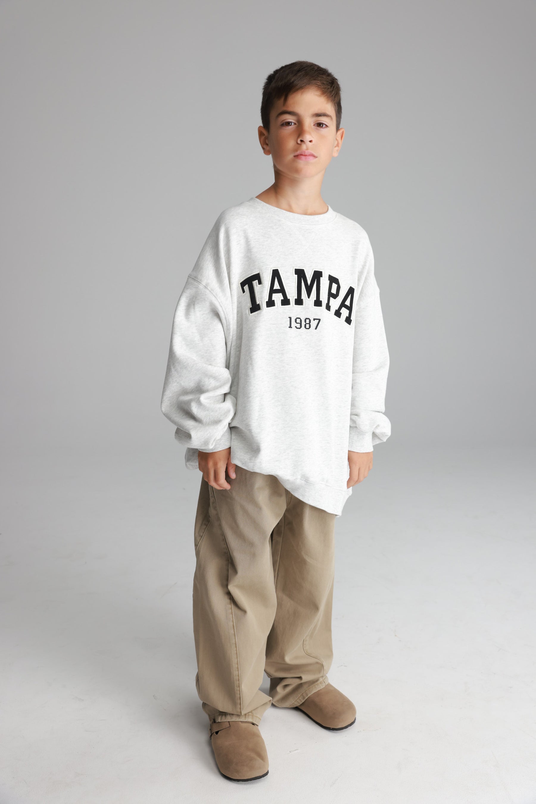 סוויטשירט ביילס אפור בהיר