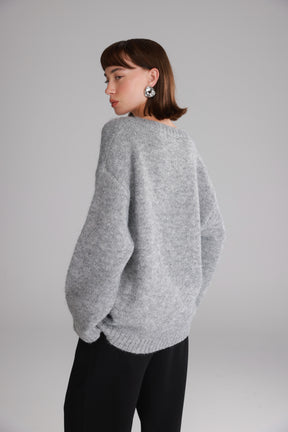 סוודר סאלי אפור בהיר