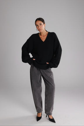 סוודר סאלי שחור