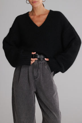 סוודר סאלי שחור