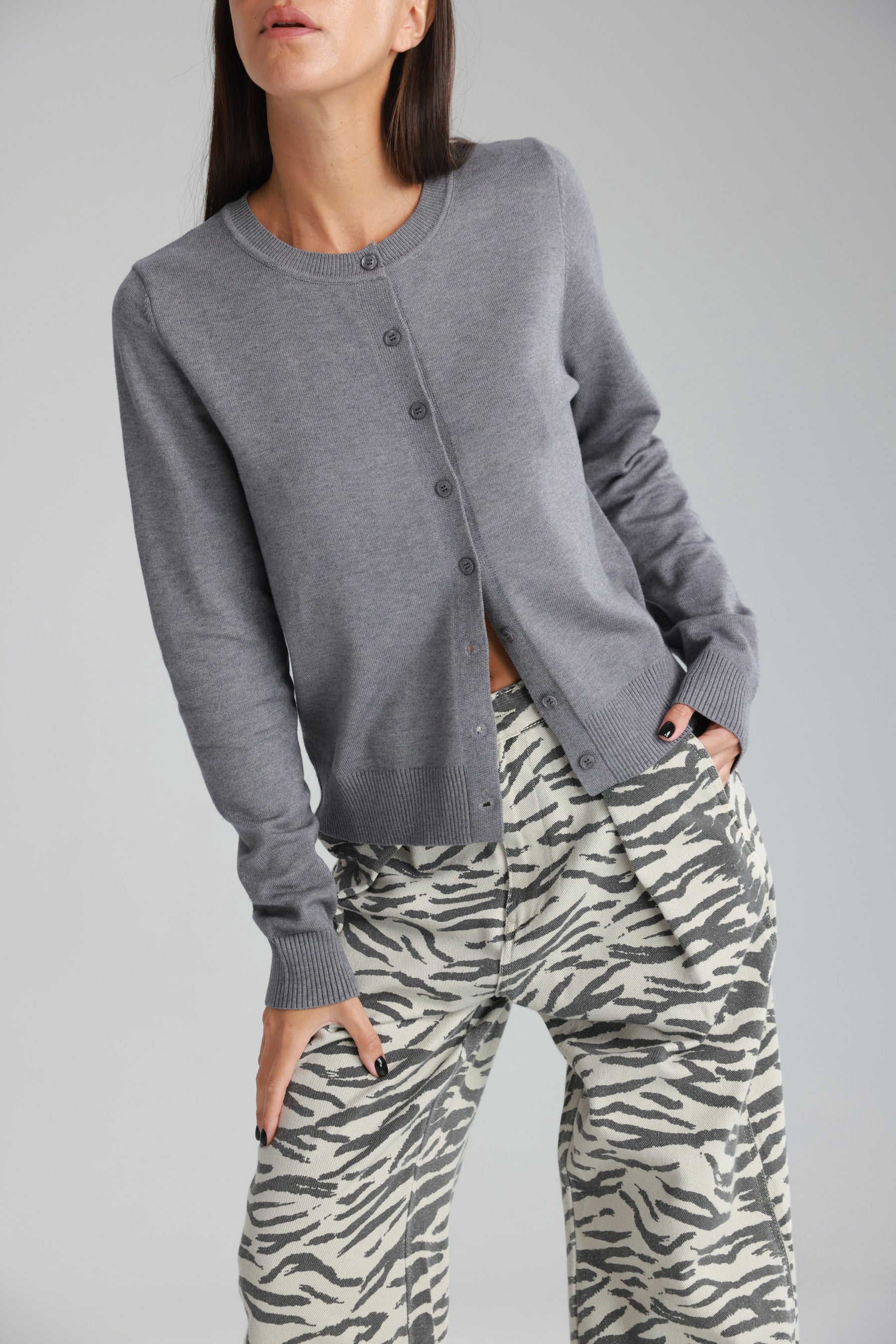 סריג אולי אפור