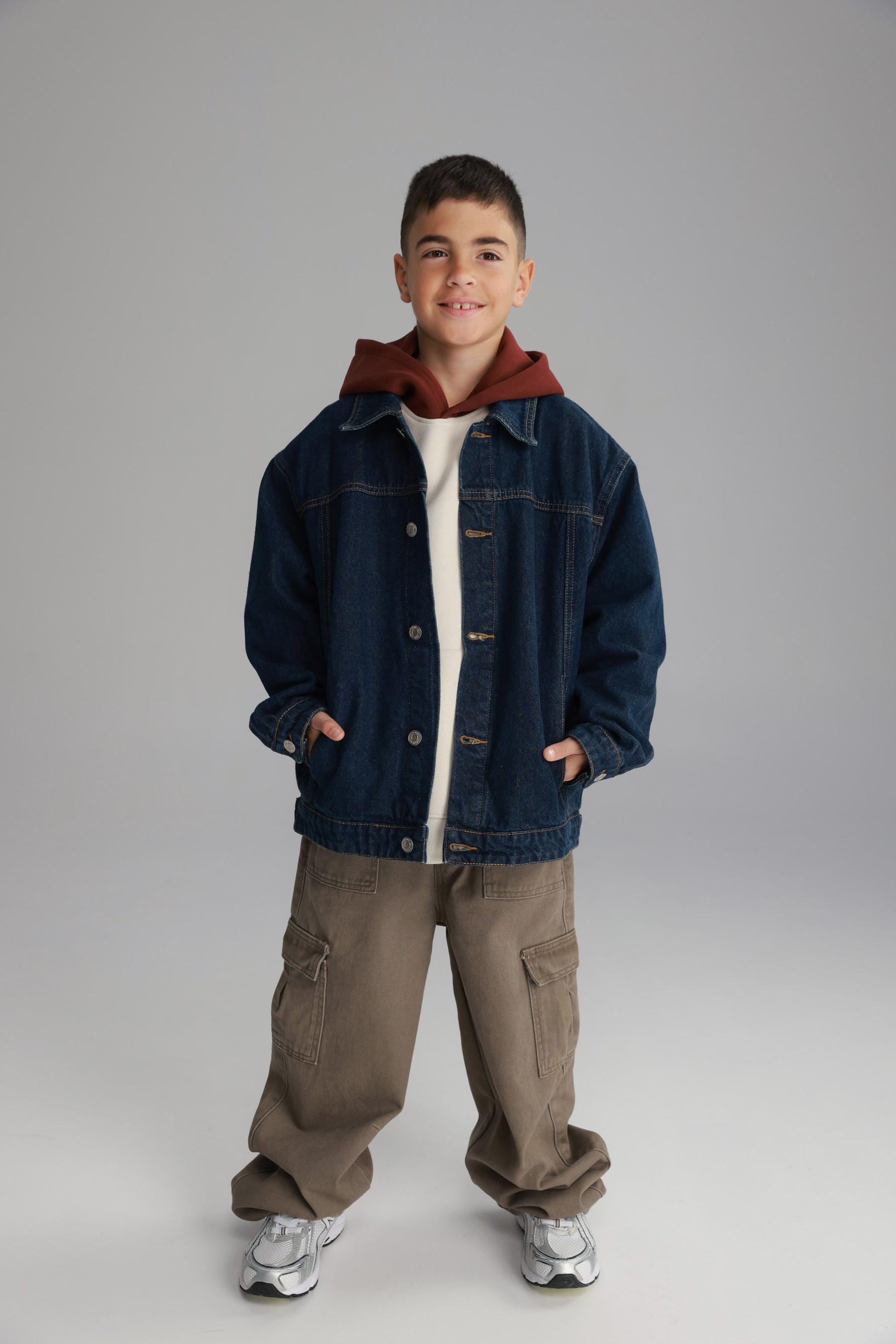 ג'ינס מרטין חאקי