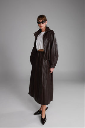 חצאית מידי ג'וליה דמוי עור בורדו