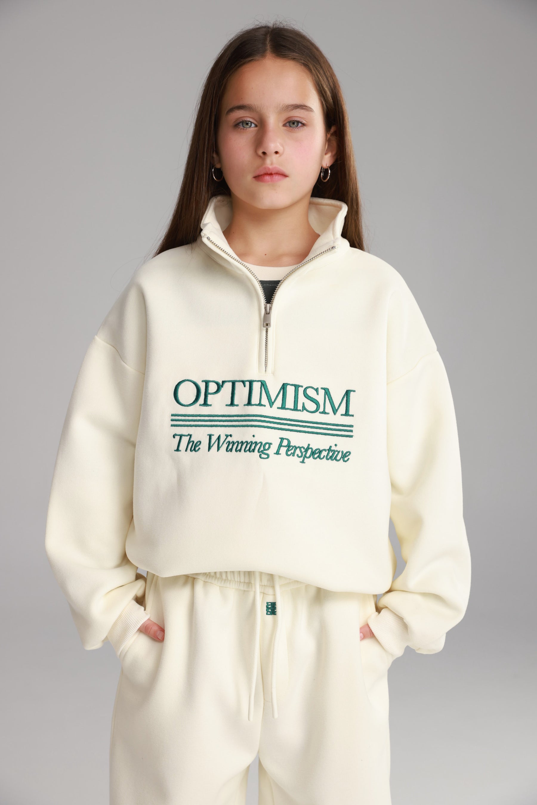 חליפת צ'ייס שמנת