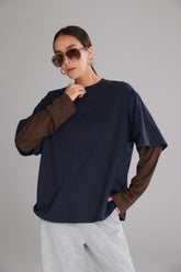 חולצת ג'נר נייבי/חום