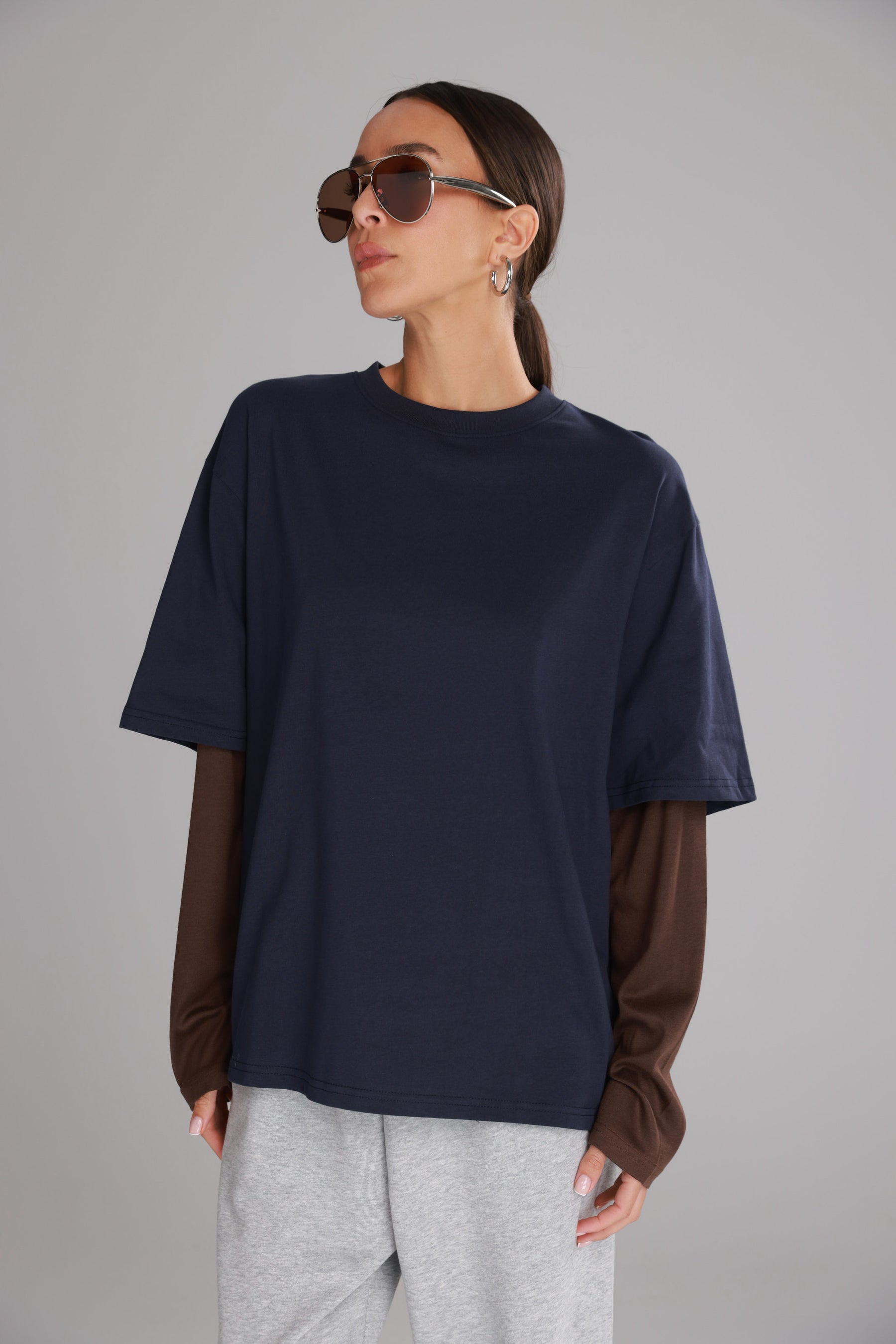 חולצת ג'נר נייבי/חום