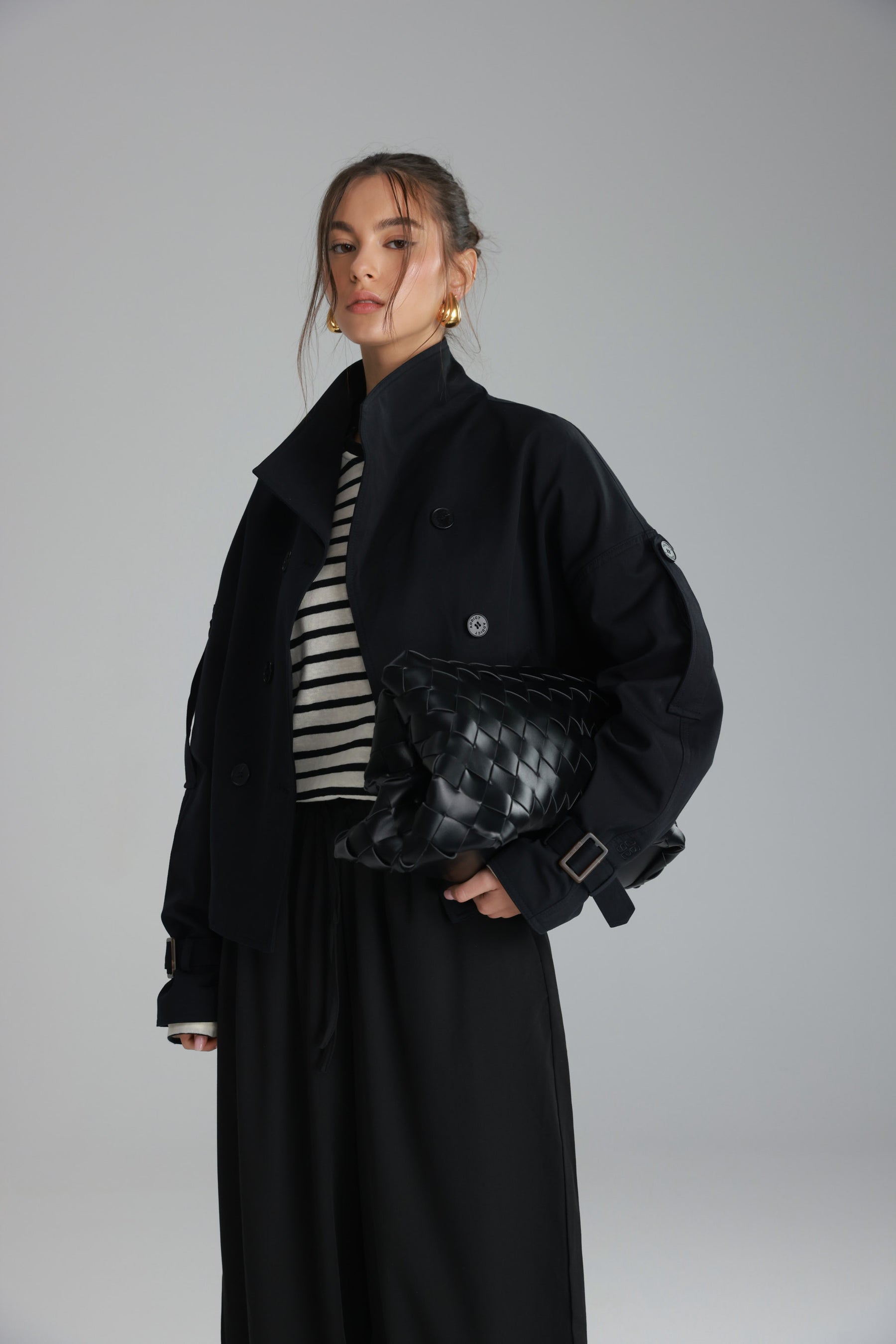 טרנץ' אנני שחור