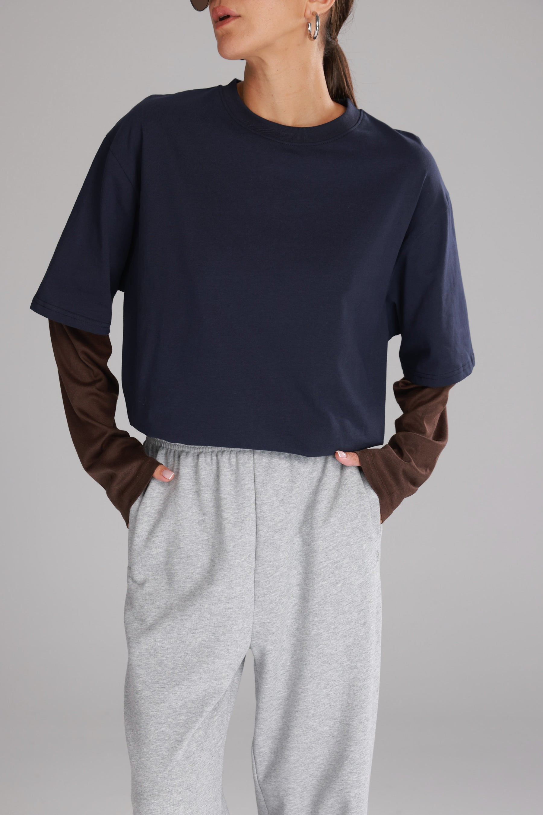 חולצת ג'נר נייבי/חום