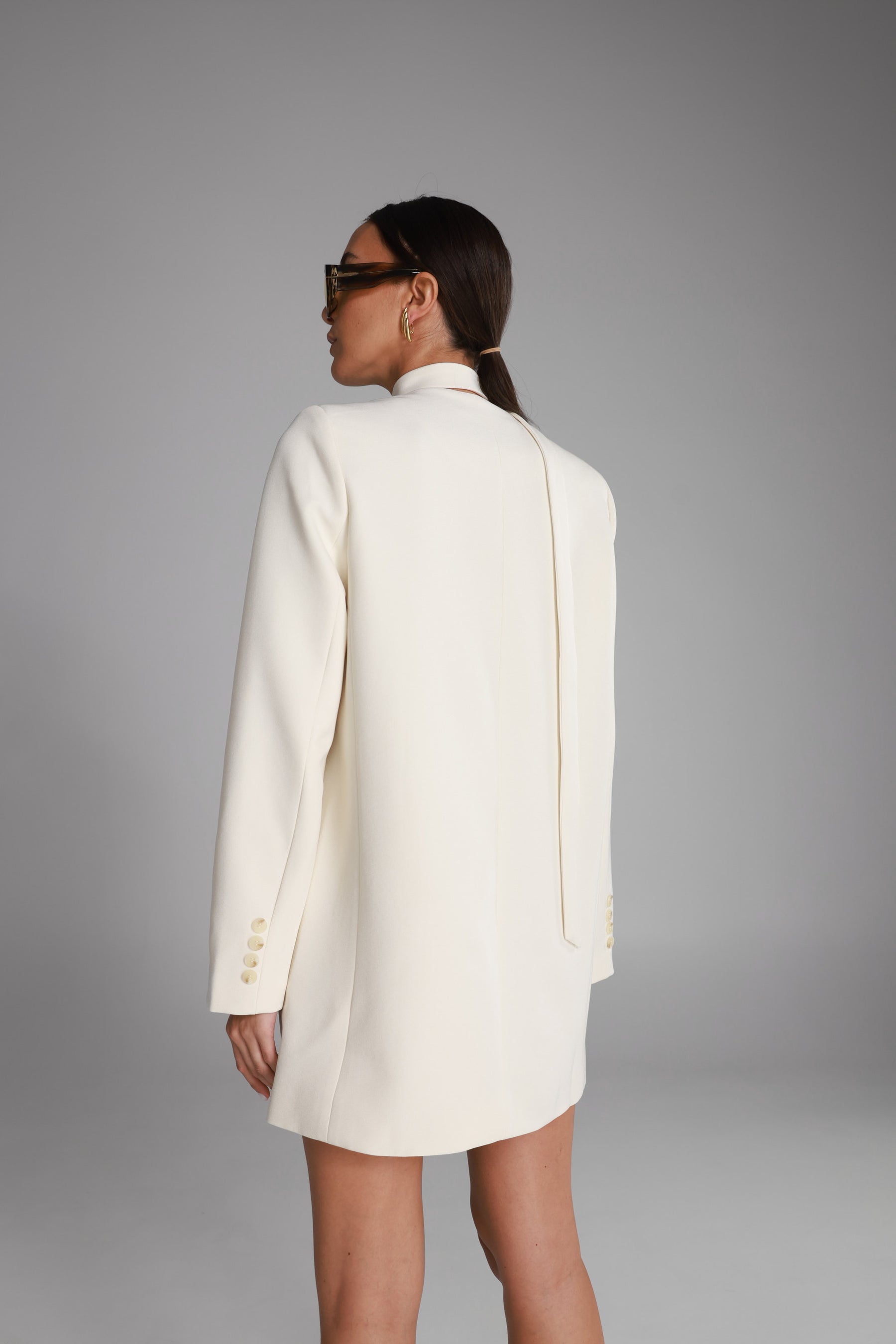 שמלת בלייזר ויקטוריה שמנת