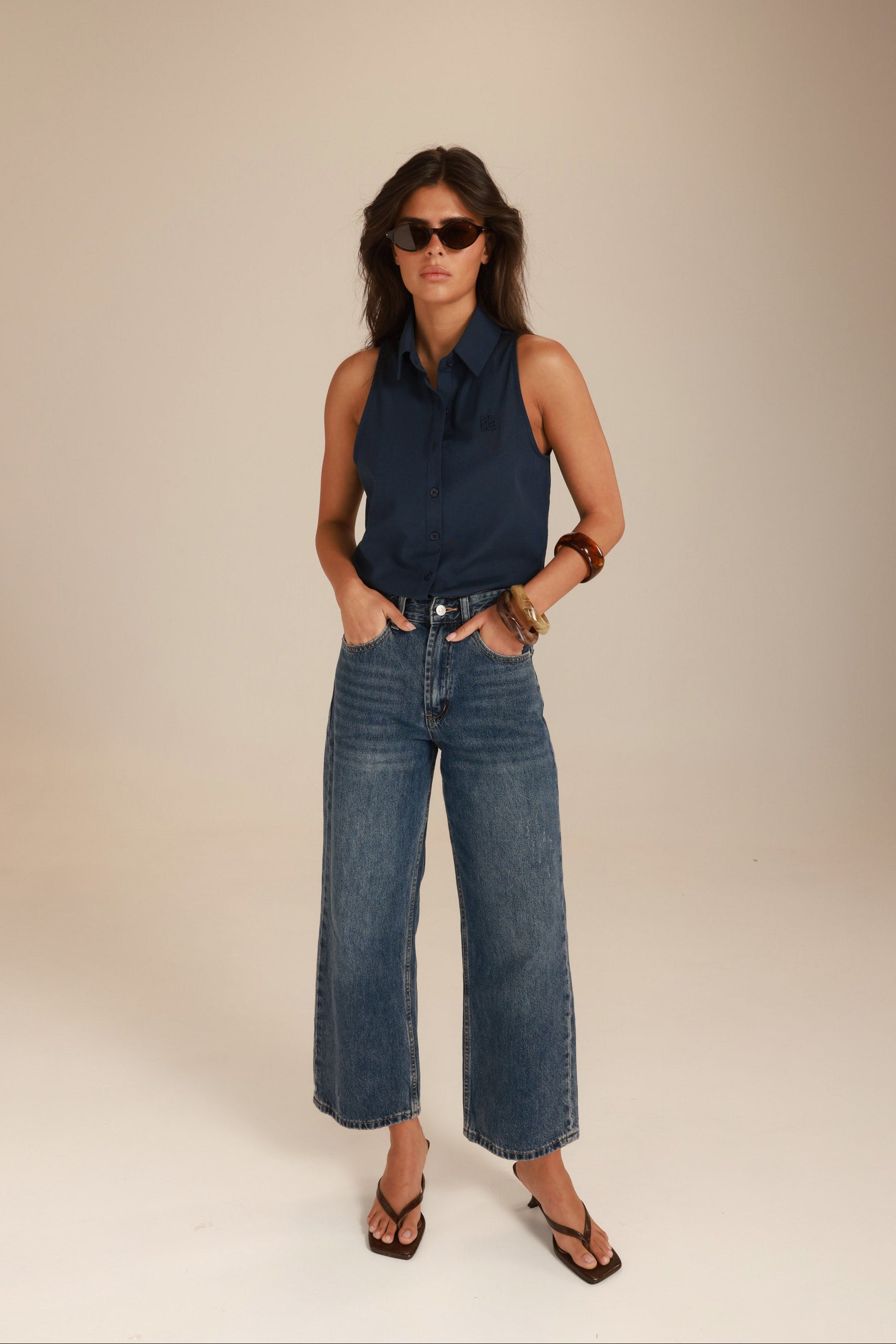 ג'ינס טוני כחול כהה