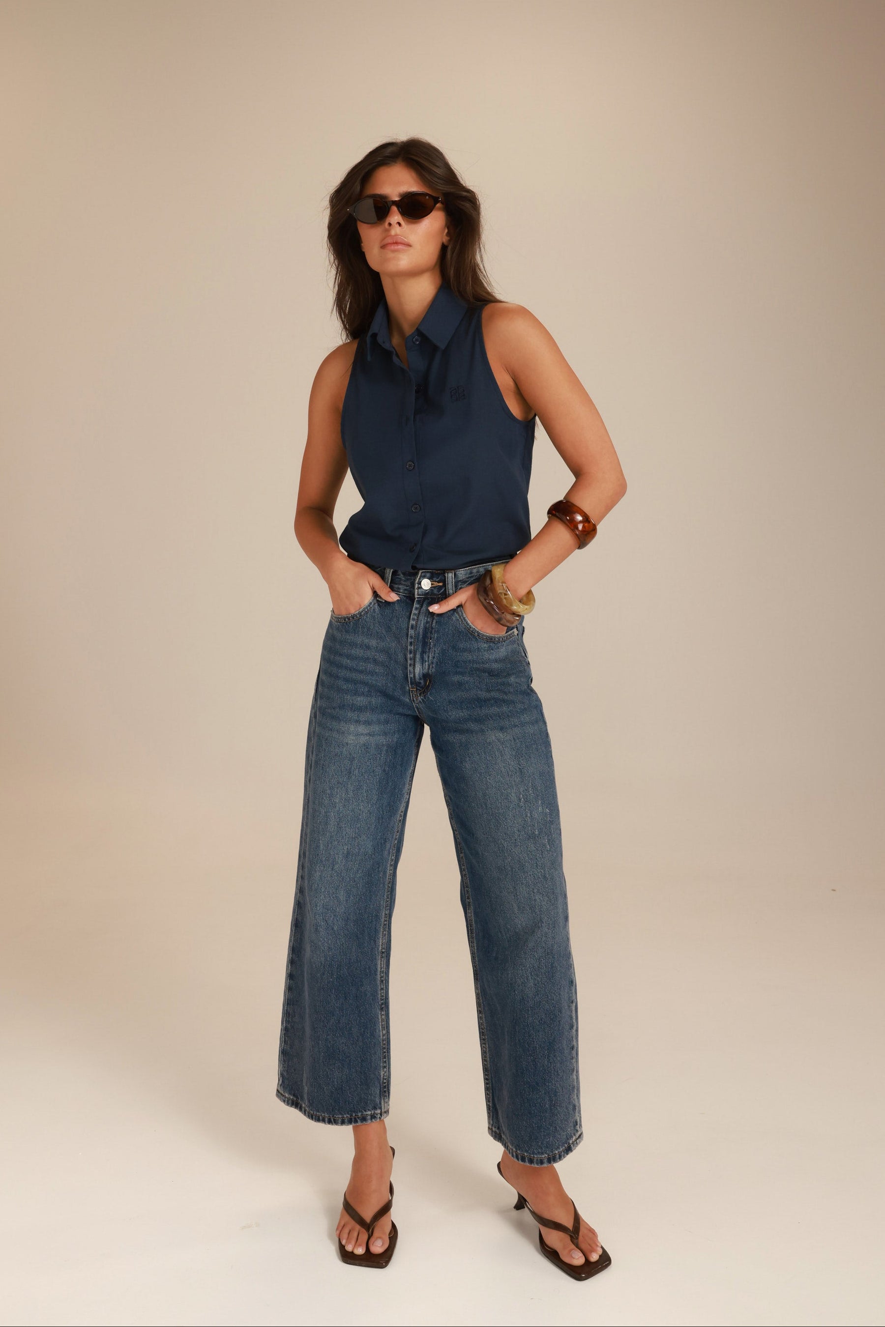 ג'ינס טוני כחול כהה