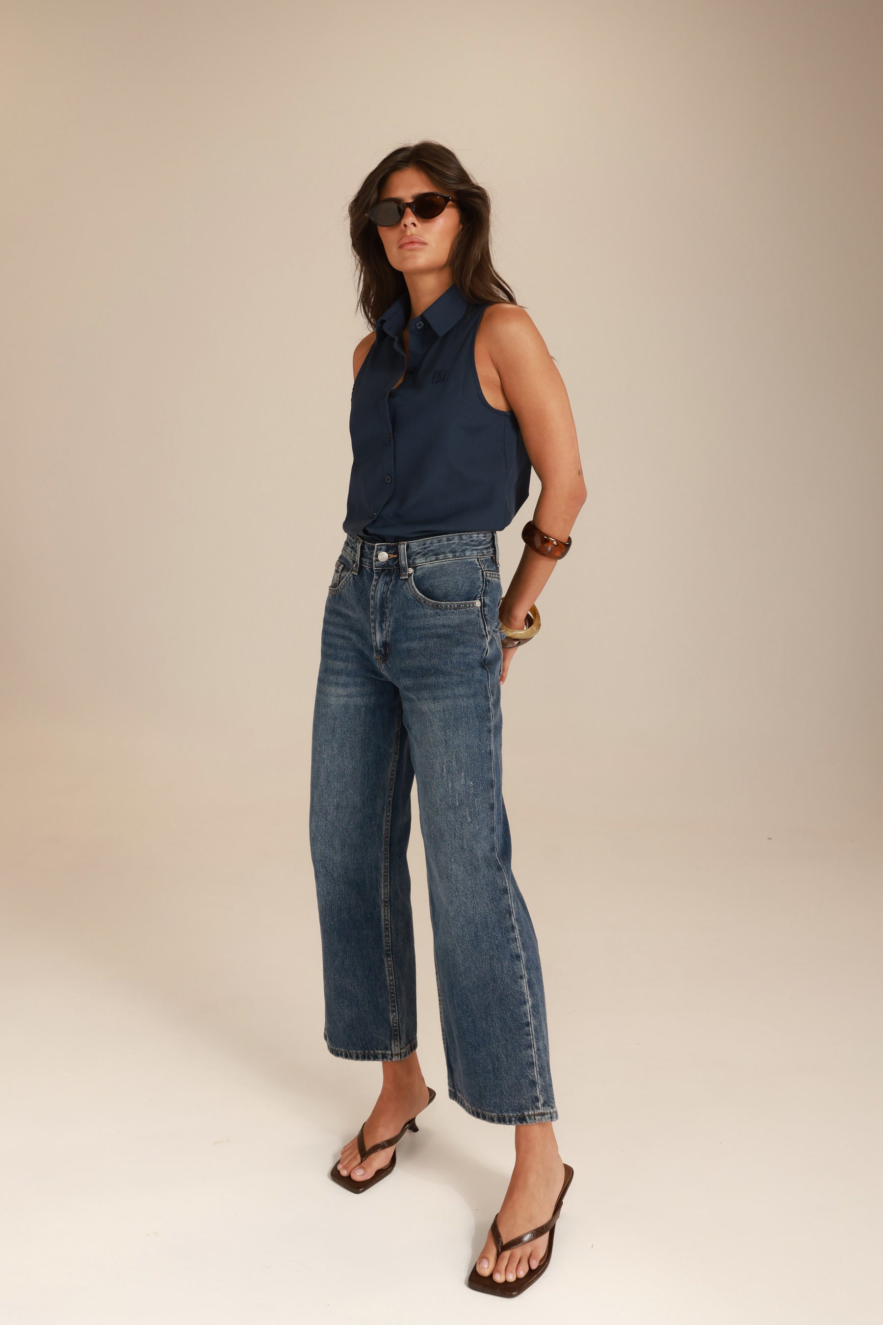 ג'ינס טוני כחול כהה