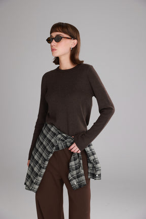 חולצת קייסי חום כהה