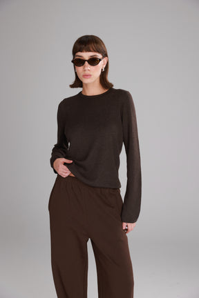 חולצת קייסי חום כהה