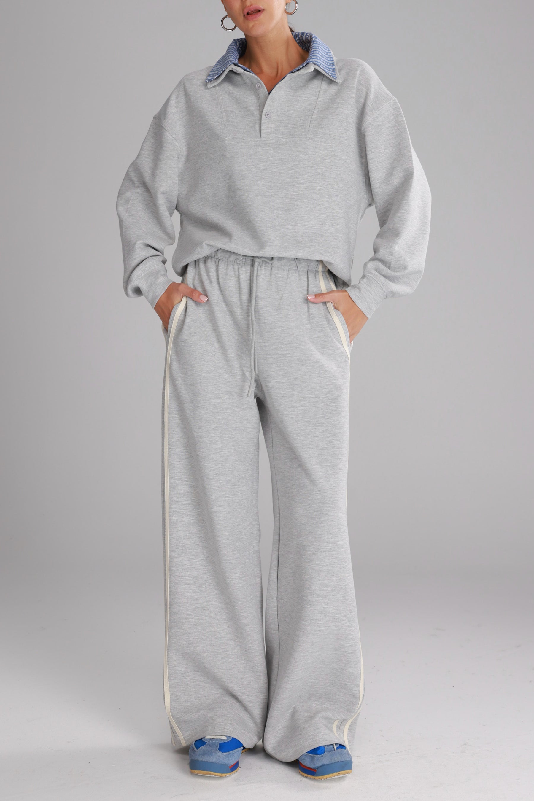 חליפת סול אפורה