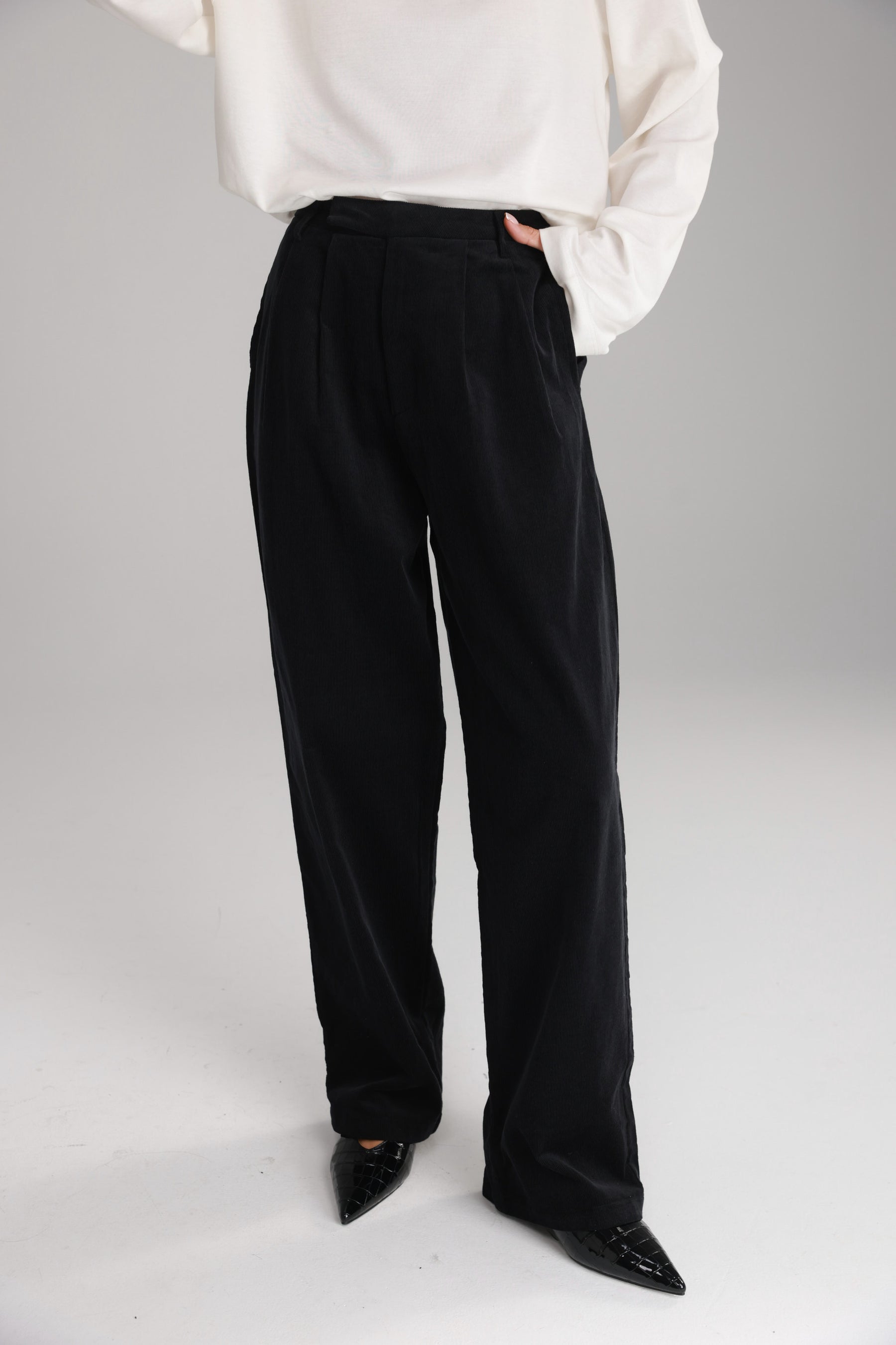 מכנסי מון קורדרוי שחורים