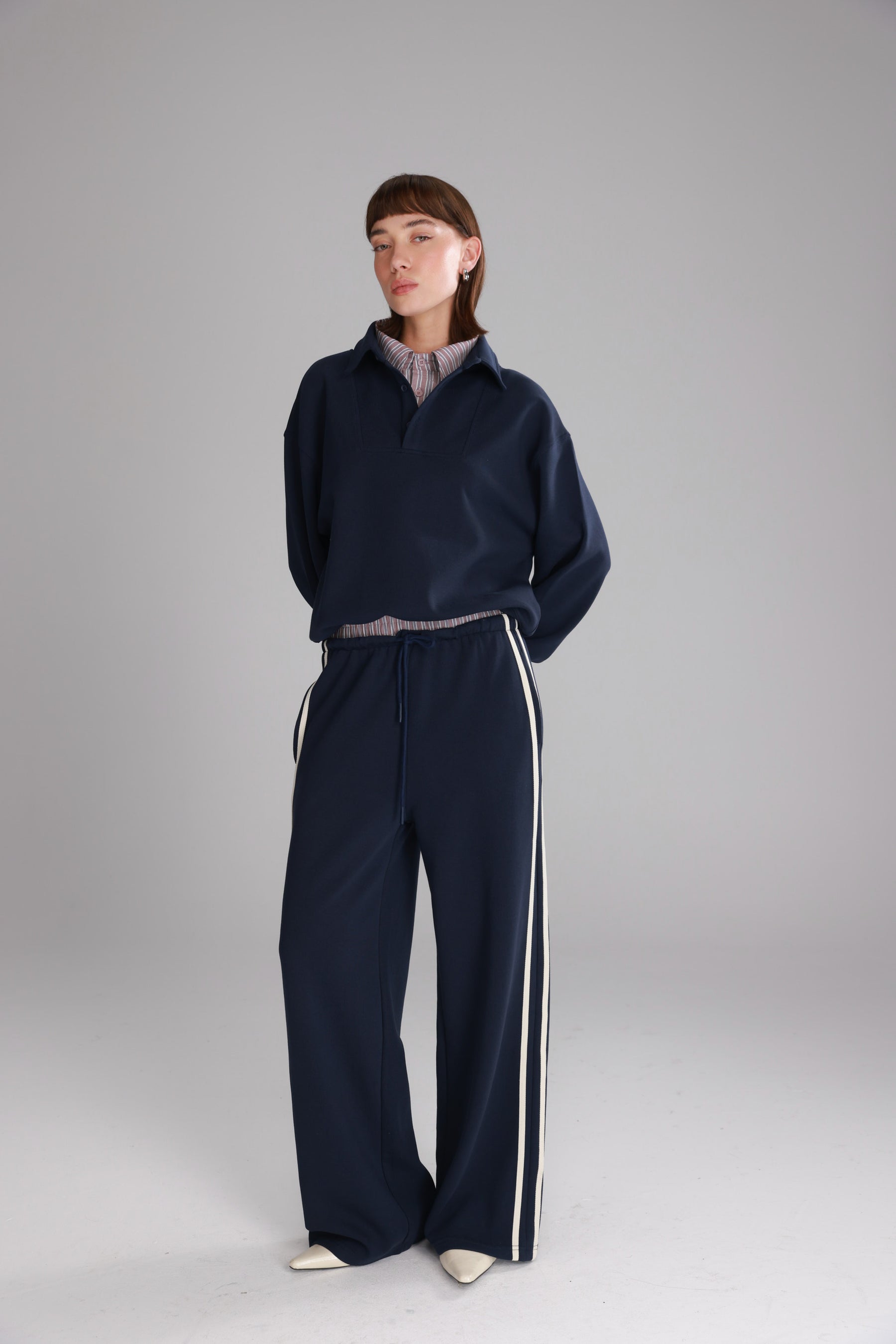 חליפת סול נייבי