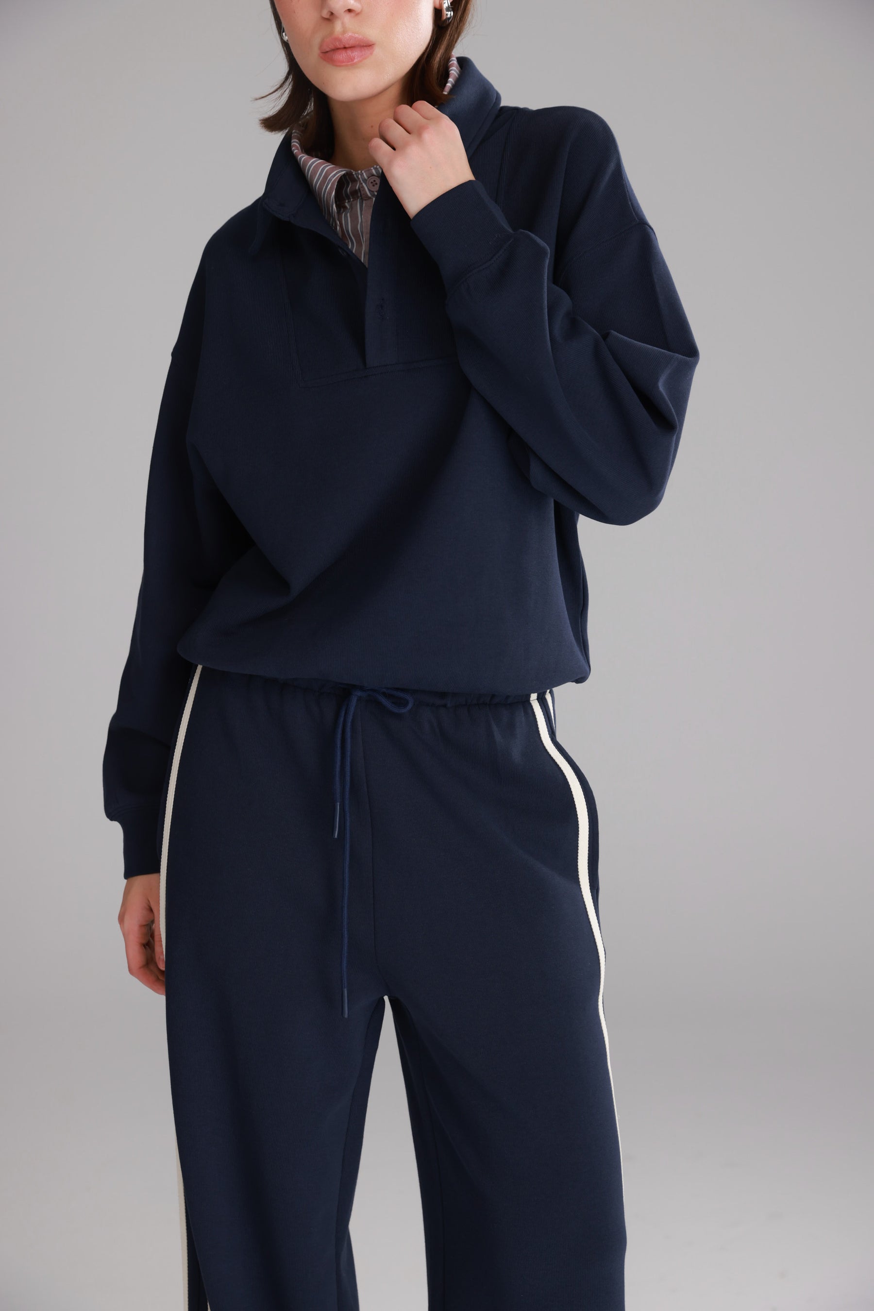 חליפת סול נייבי