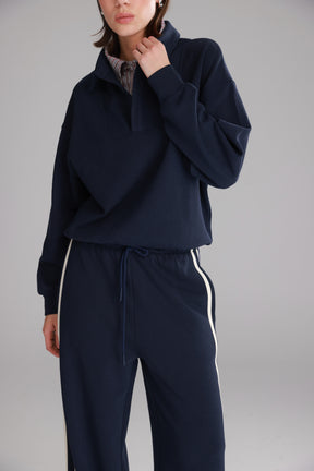 חליפת סול נייבי