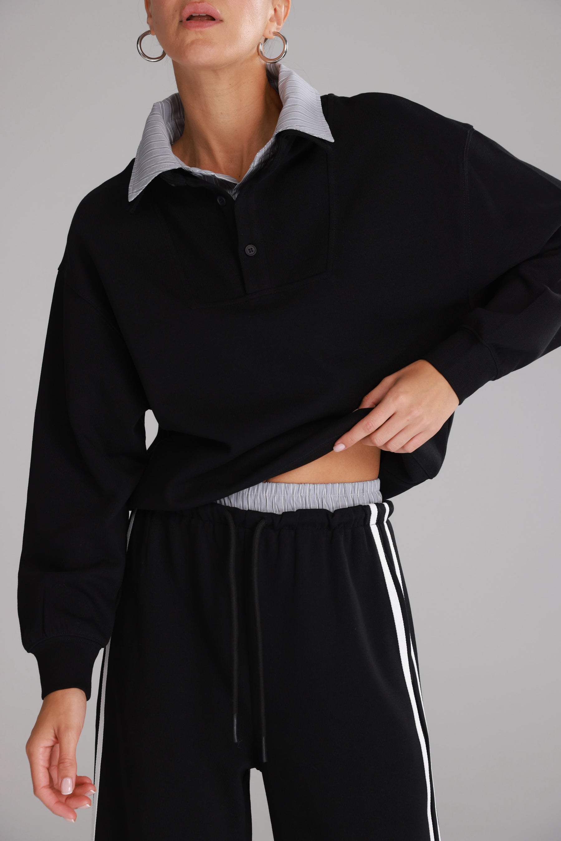 חליפת סול שחורה