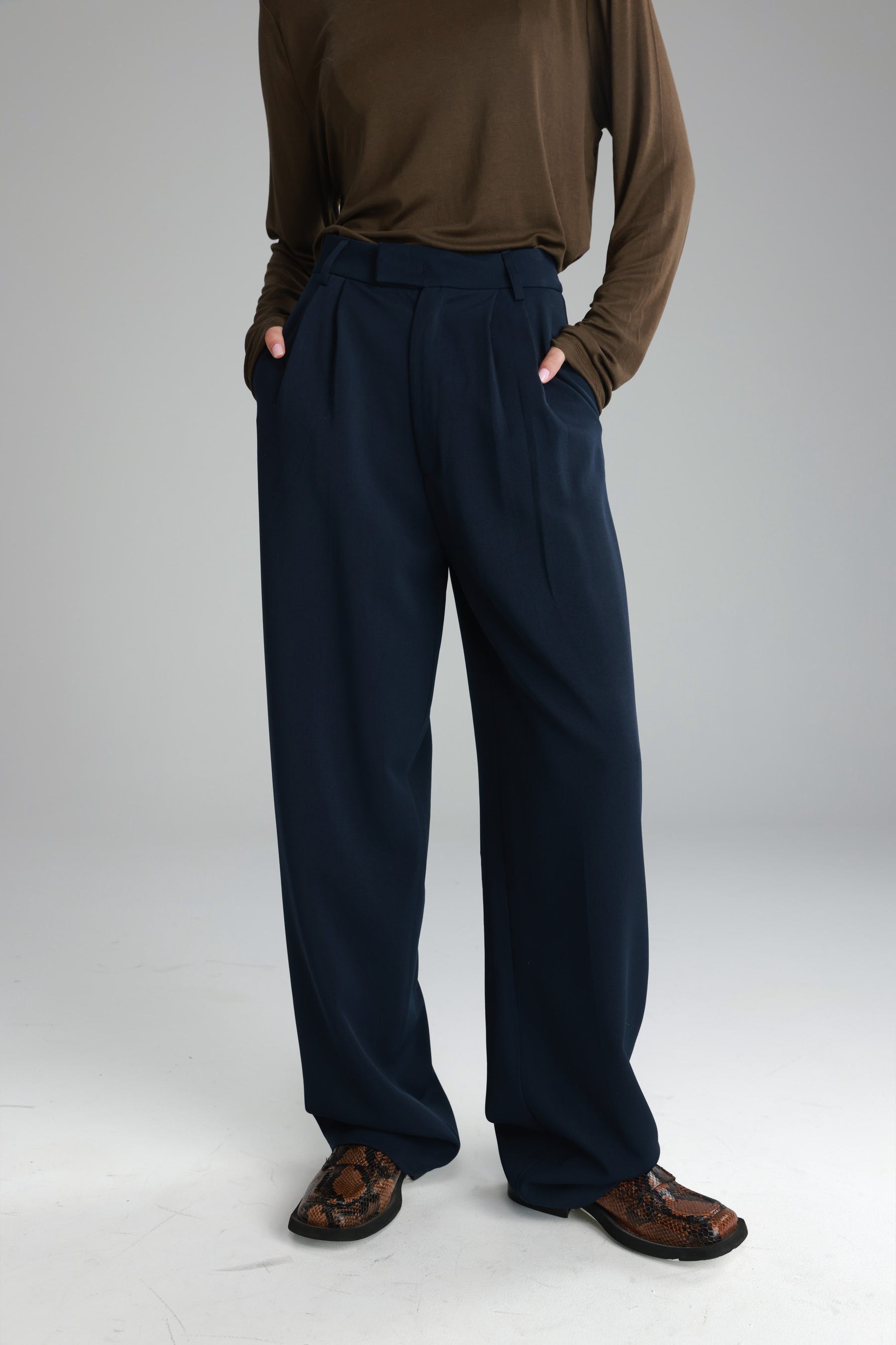 מכנסי דייזי נייבי