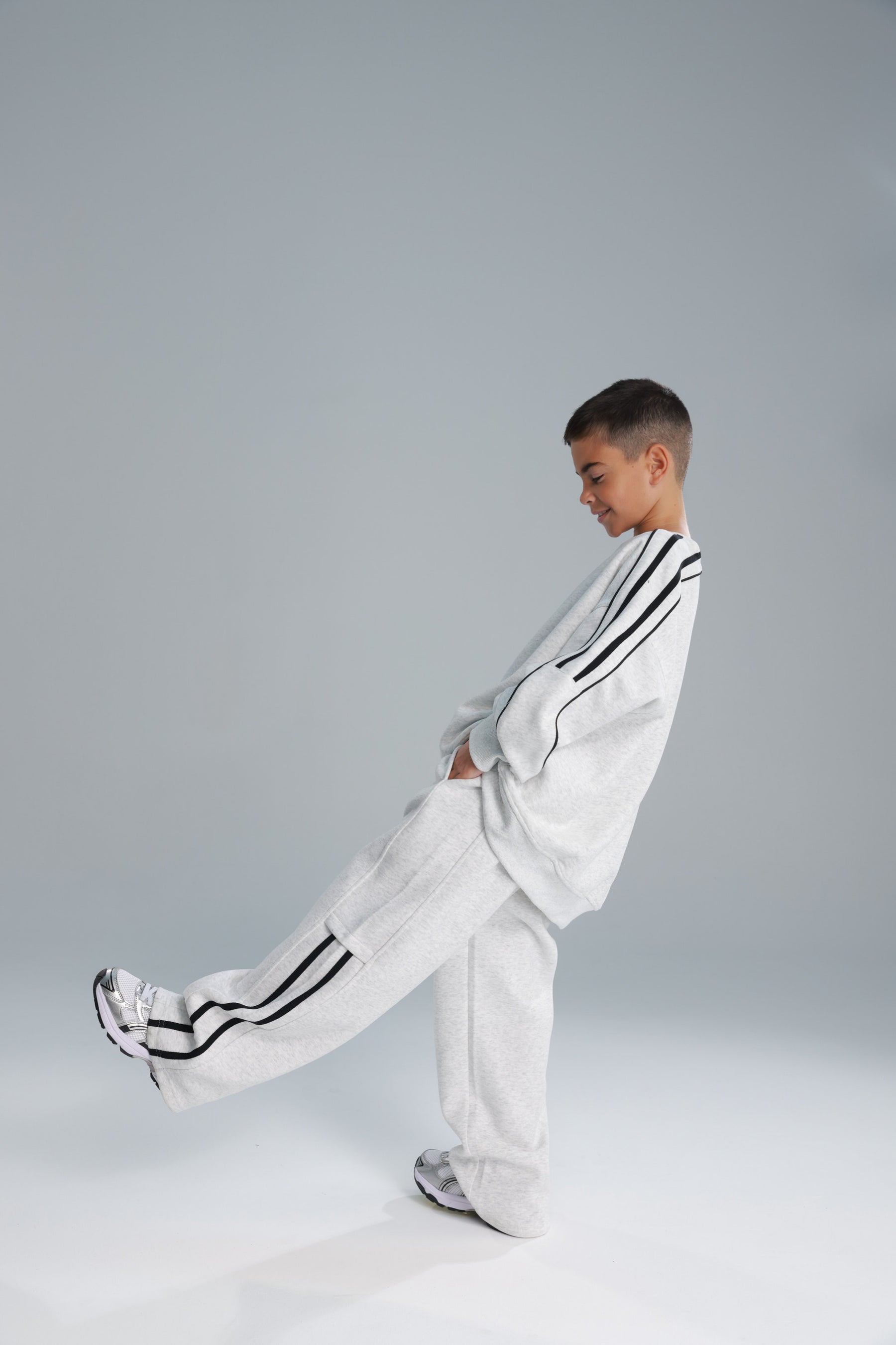 חליפת מארק אפור בהיר