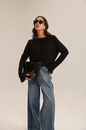 חולצת שיה שחורה