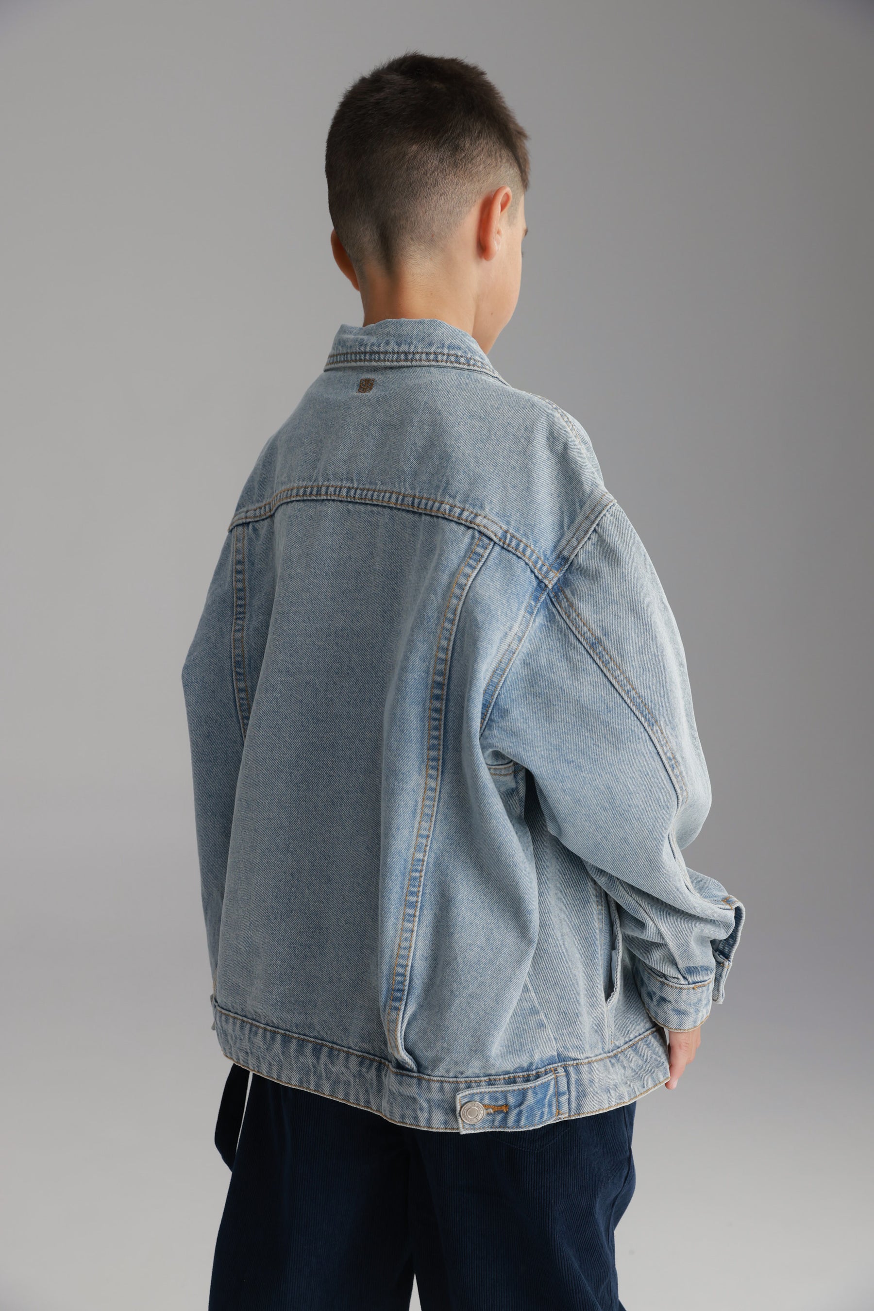 ג'קט ג'ינס בילי כחול בהיר