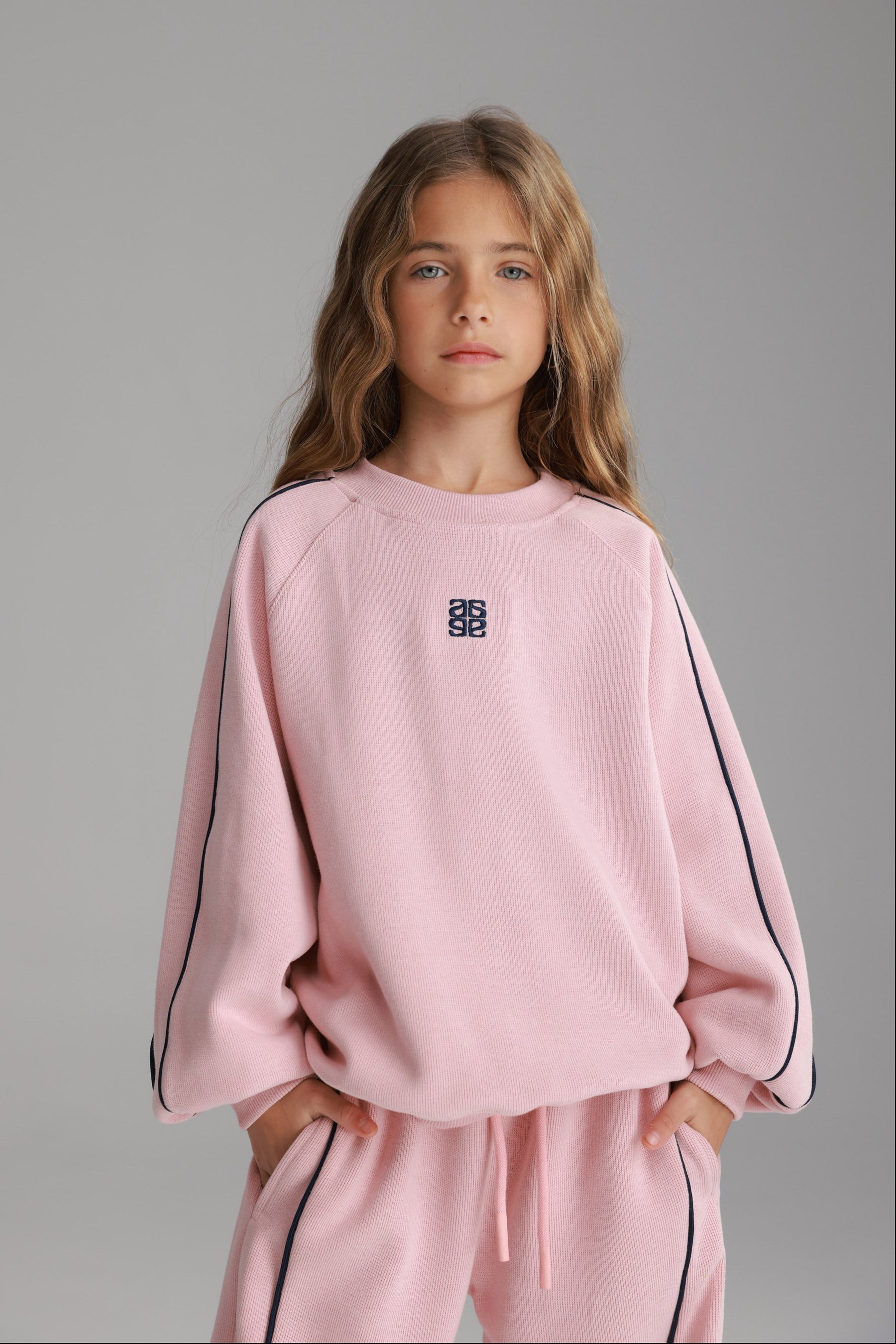 חליפת רייני ורודה