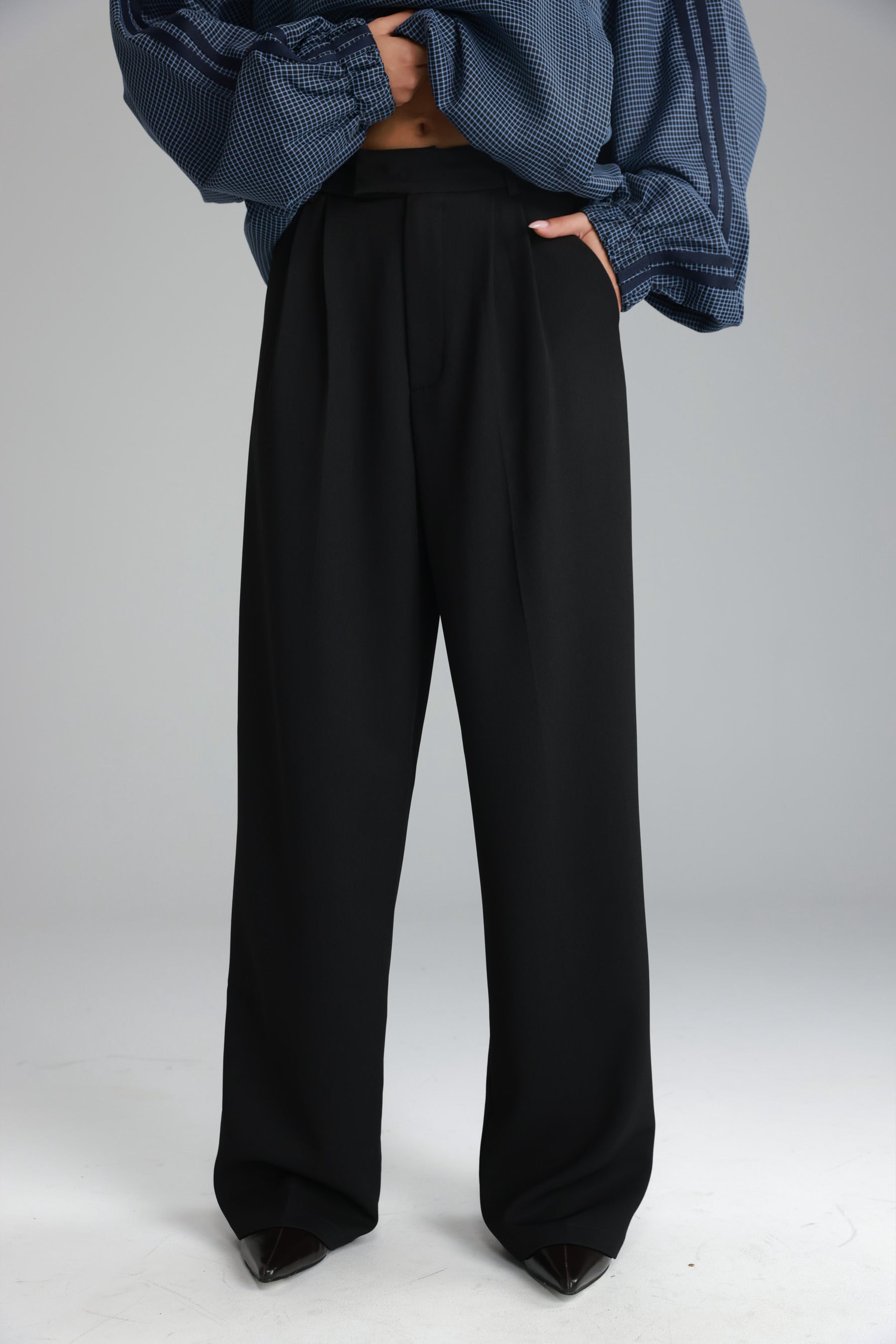 מכנסי דייזי שחורים