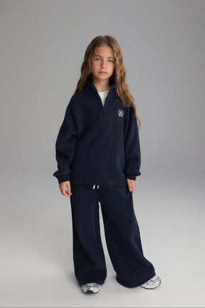 חליפת קיארה נייבי