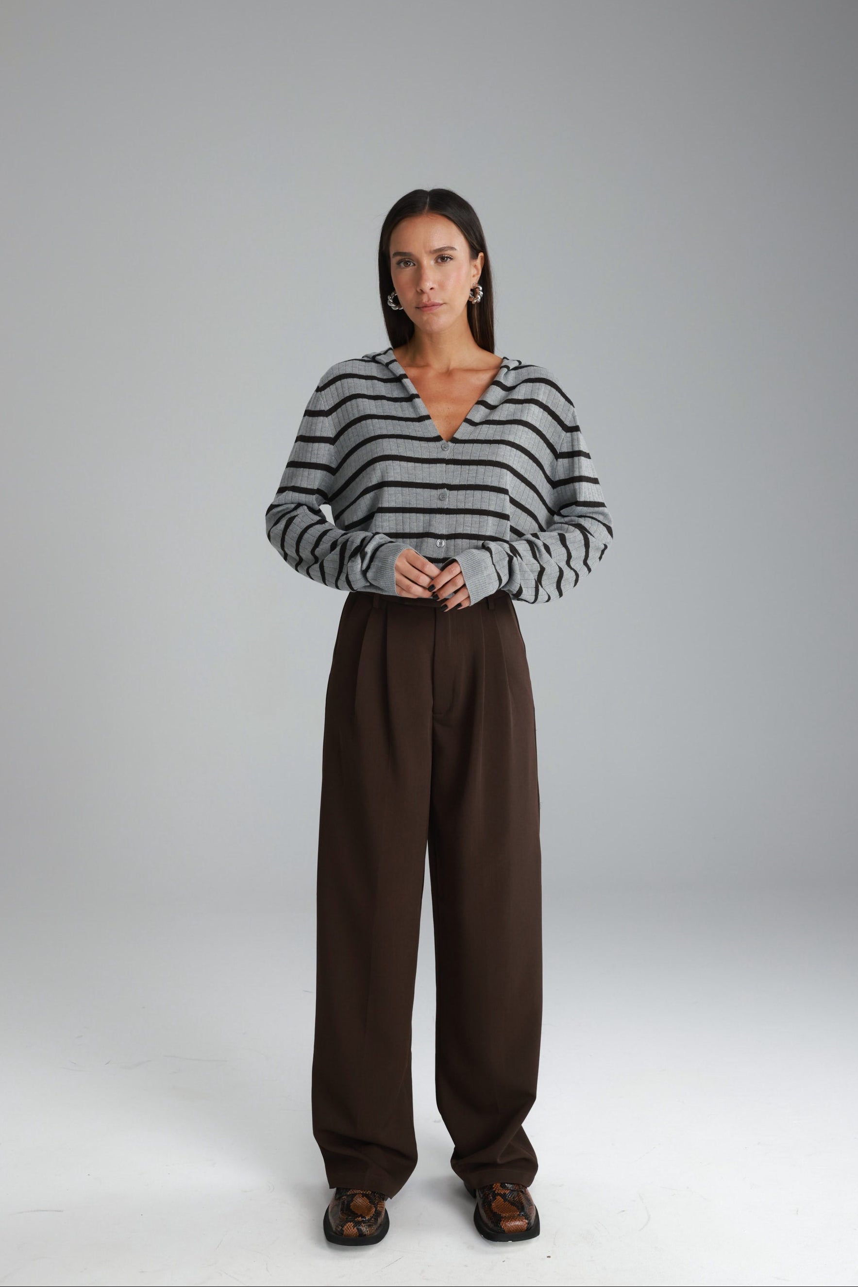 מכנסי דייזי חום כהה