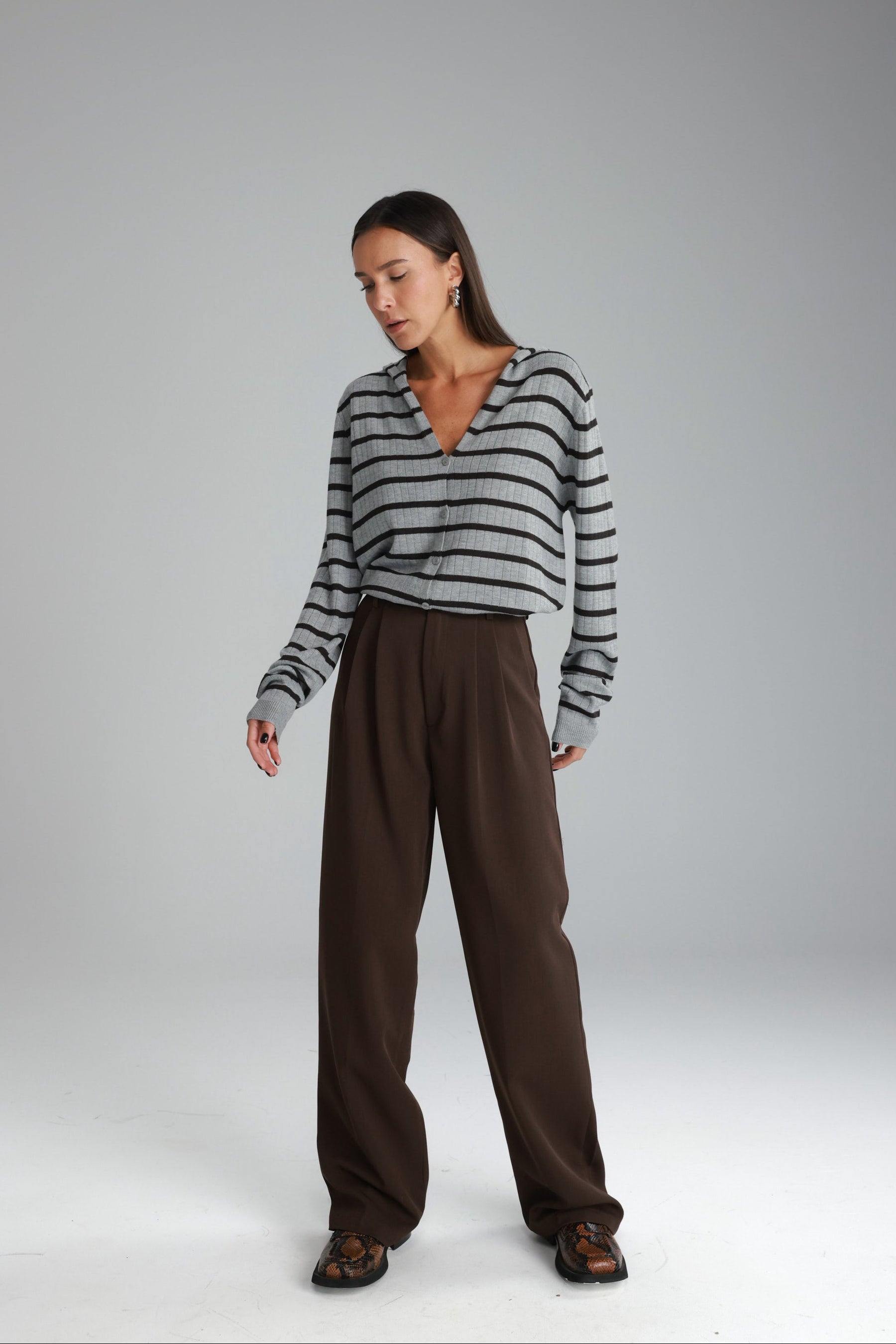 מכנסי דייזי חום כהה