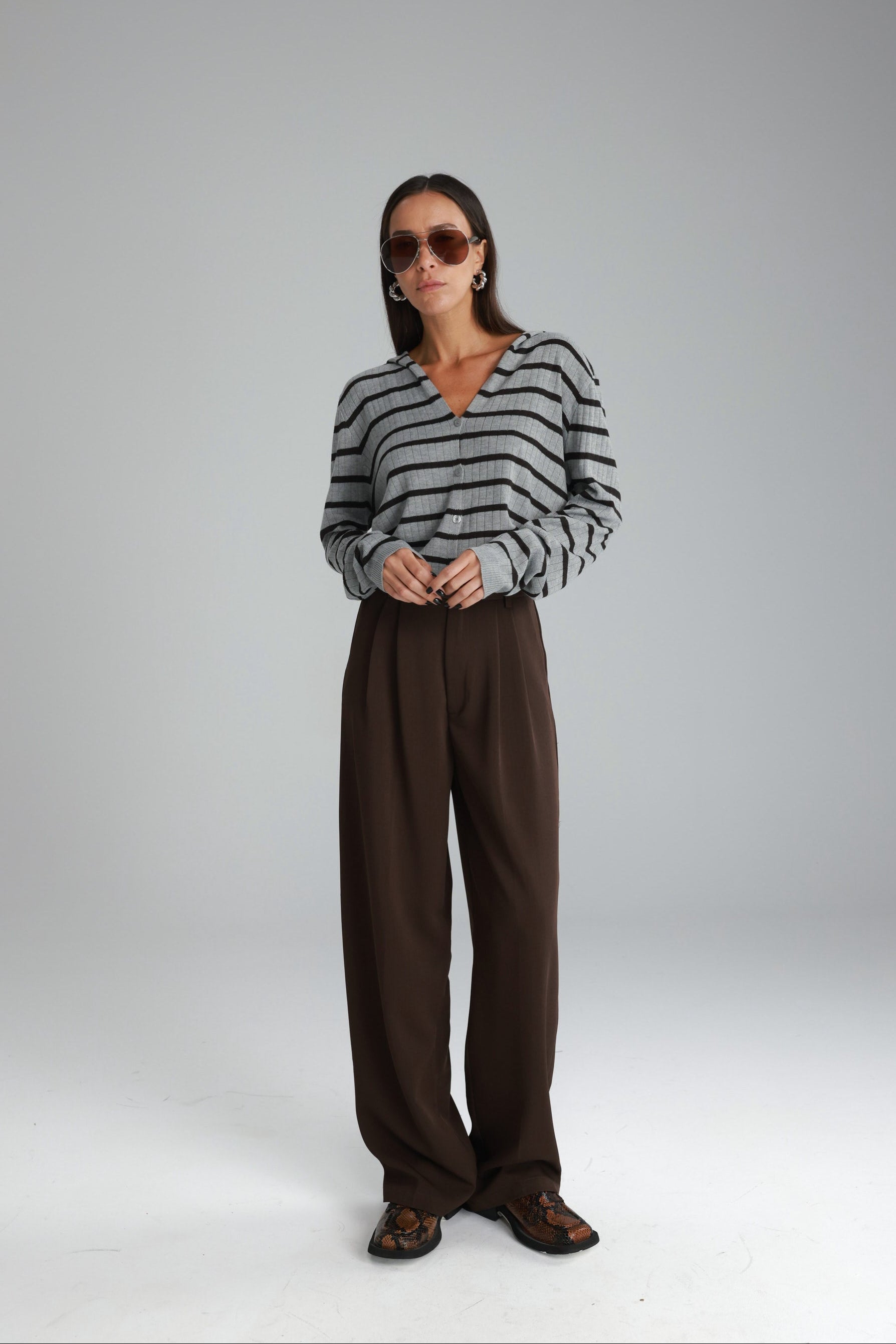 מכנסי דייזי חום כהה