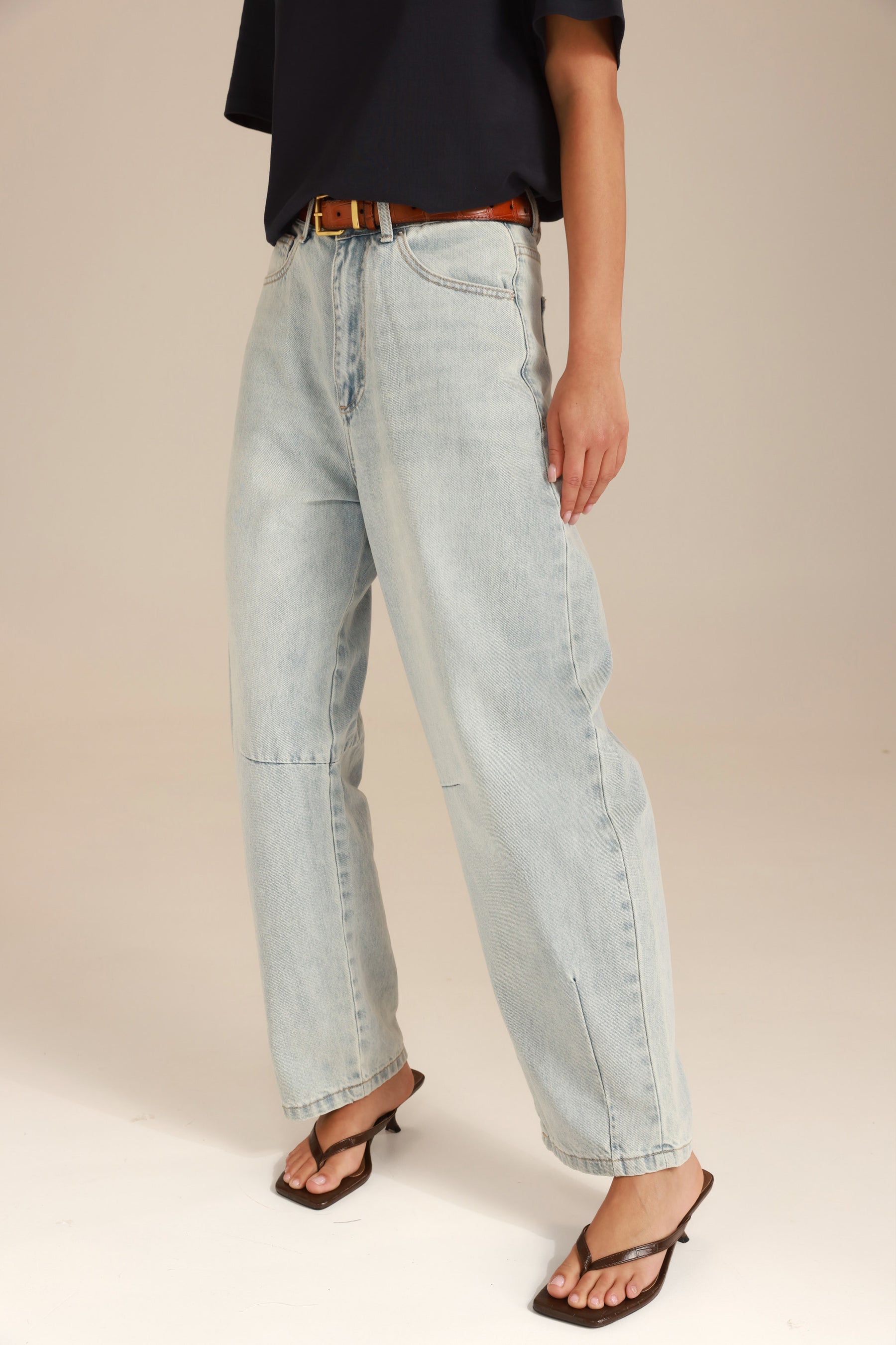 ג'ינס צ'ארלי כחול בהיר