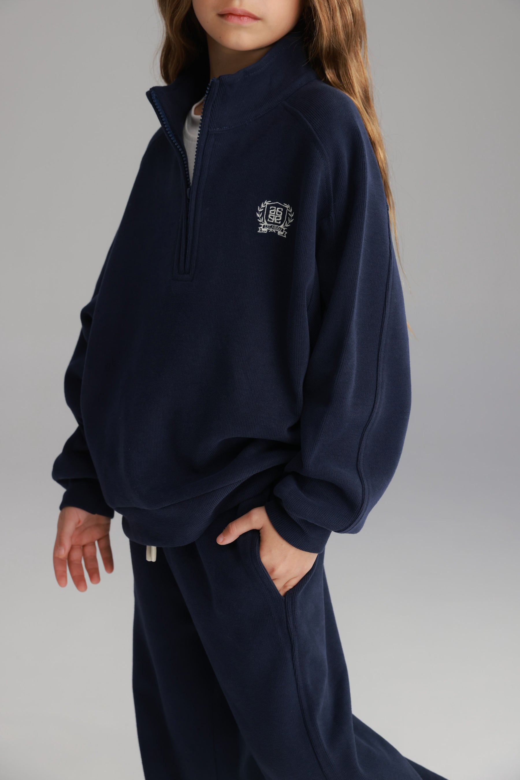 חליפת קיארה נייבי