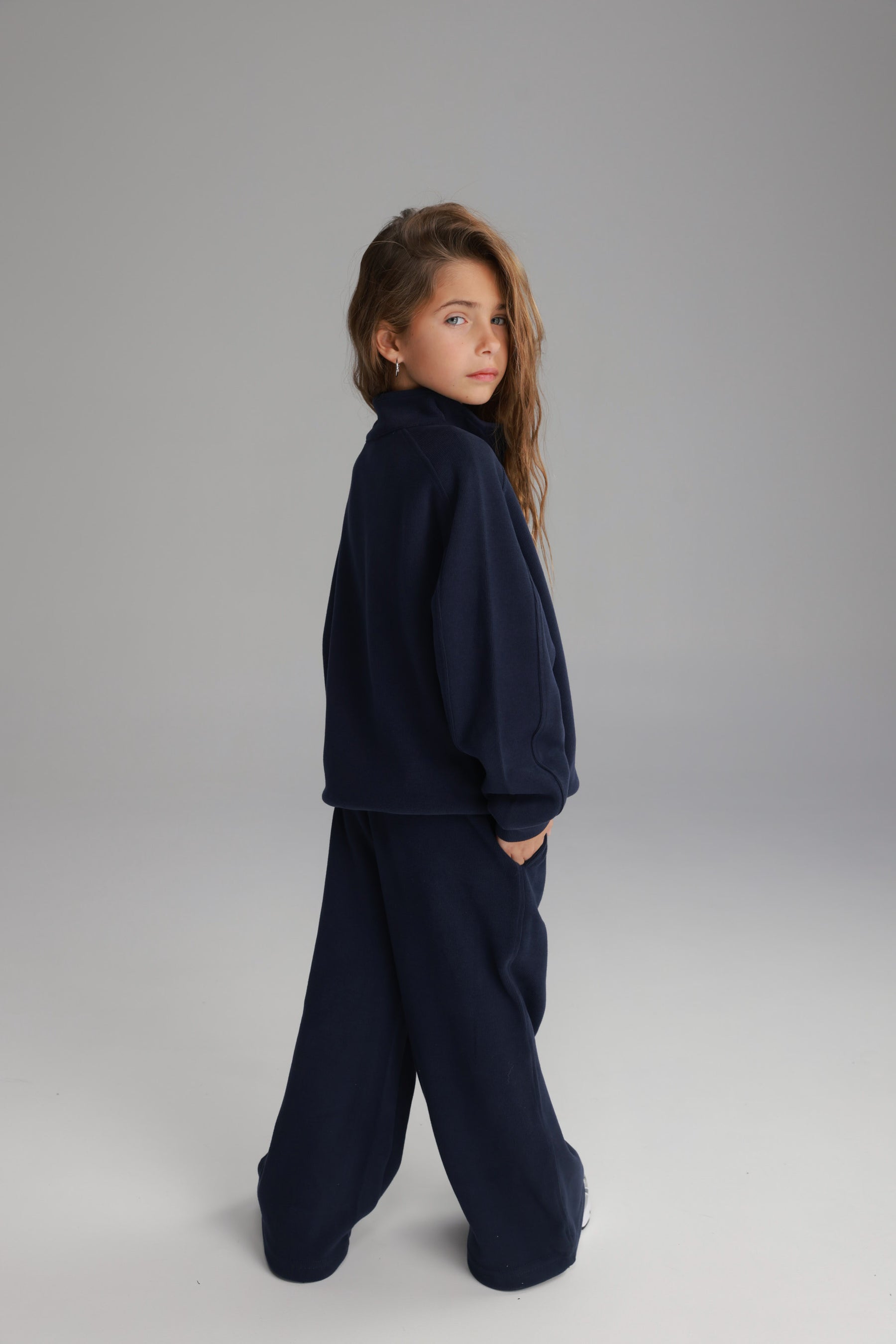 חליפת קיארה נייבי