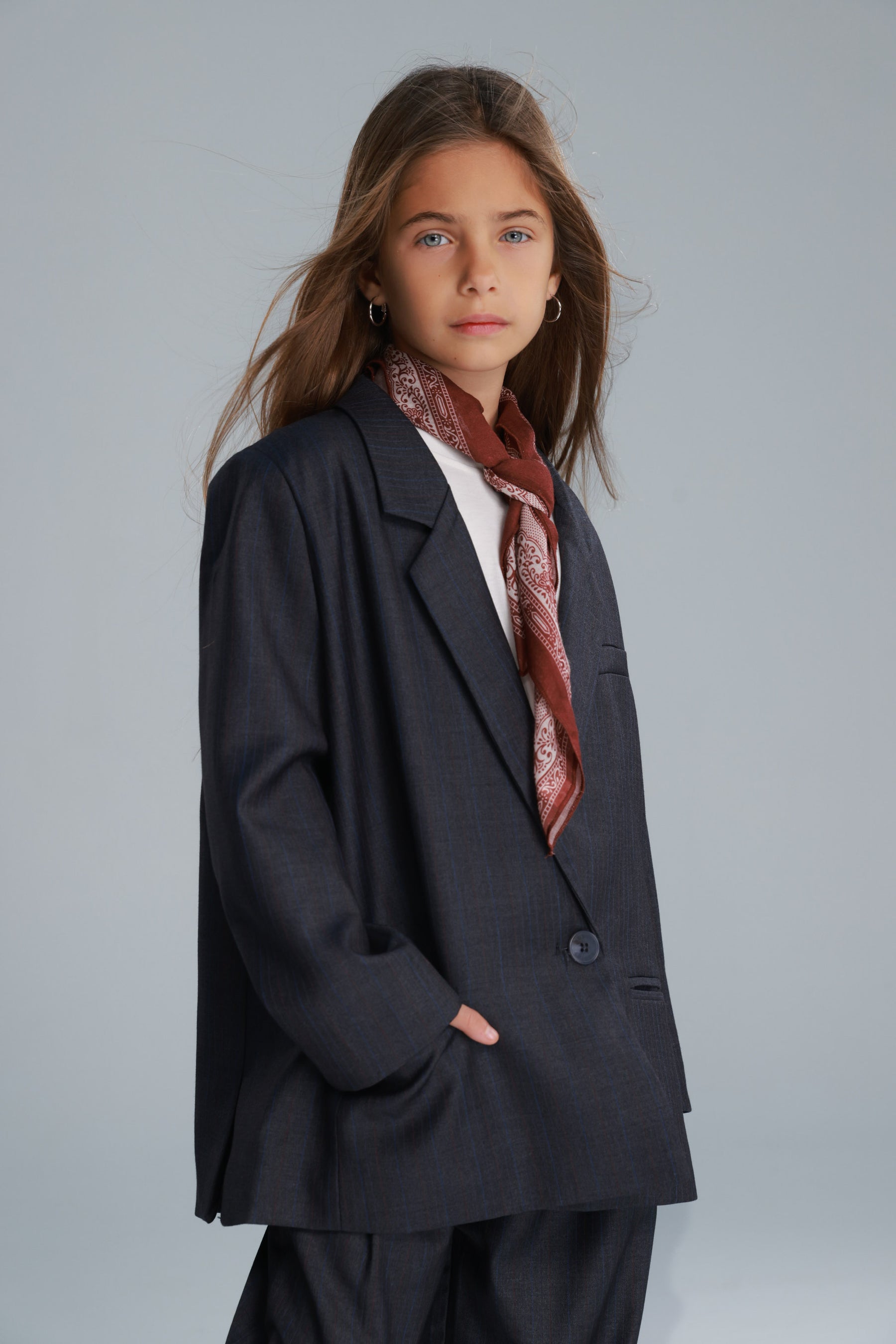 בלייזר בילי אפור