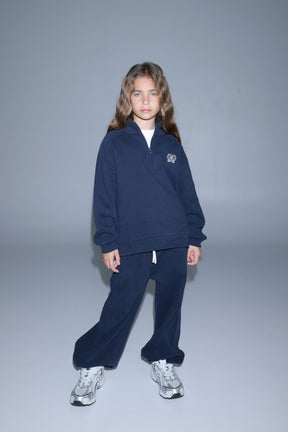 חליפת קיארה נייבי