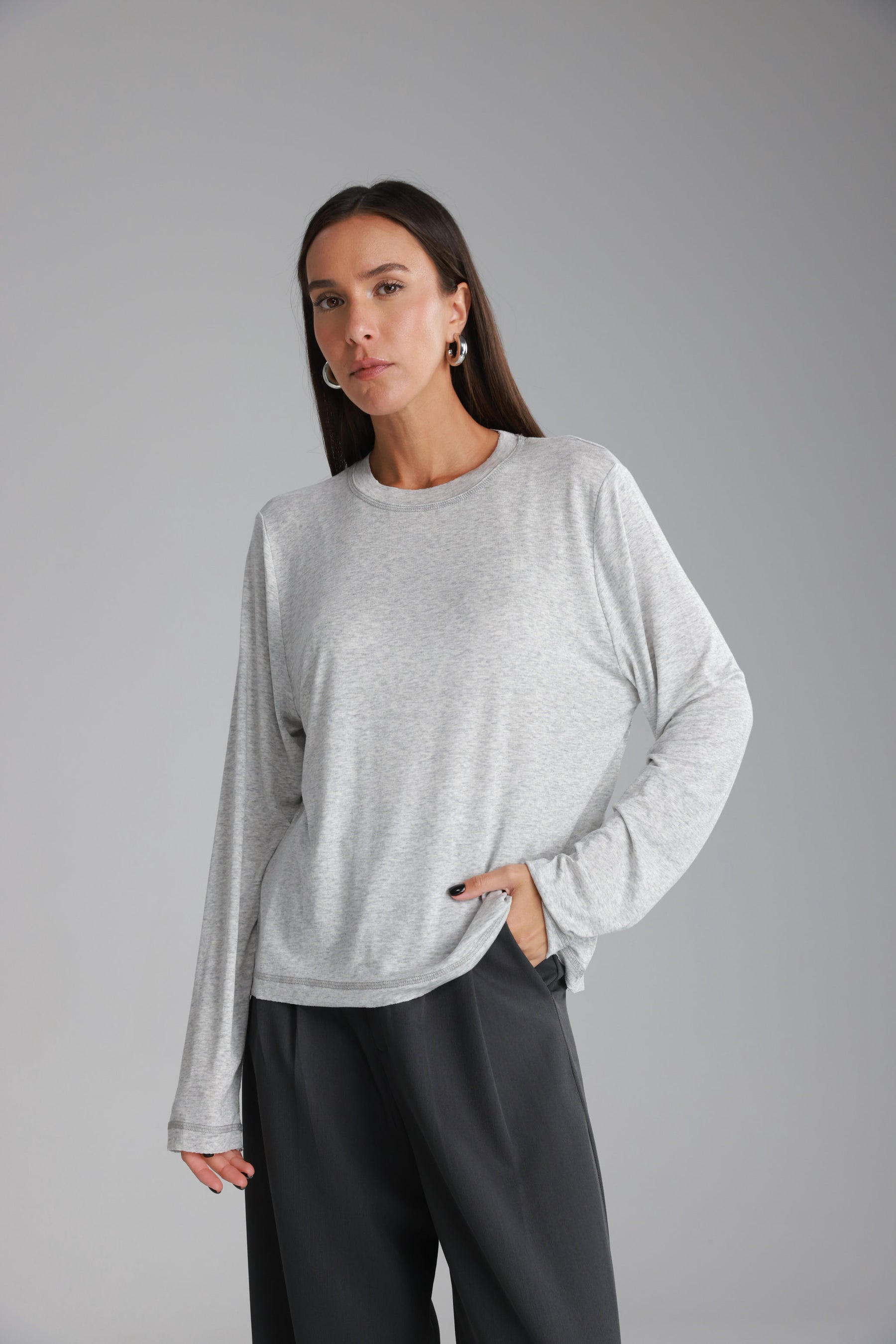 חולצת ביילין אפורה