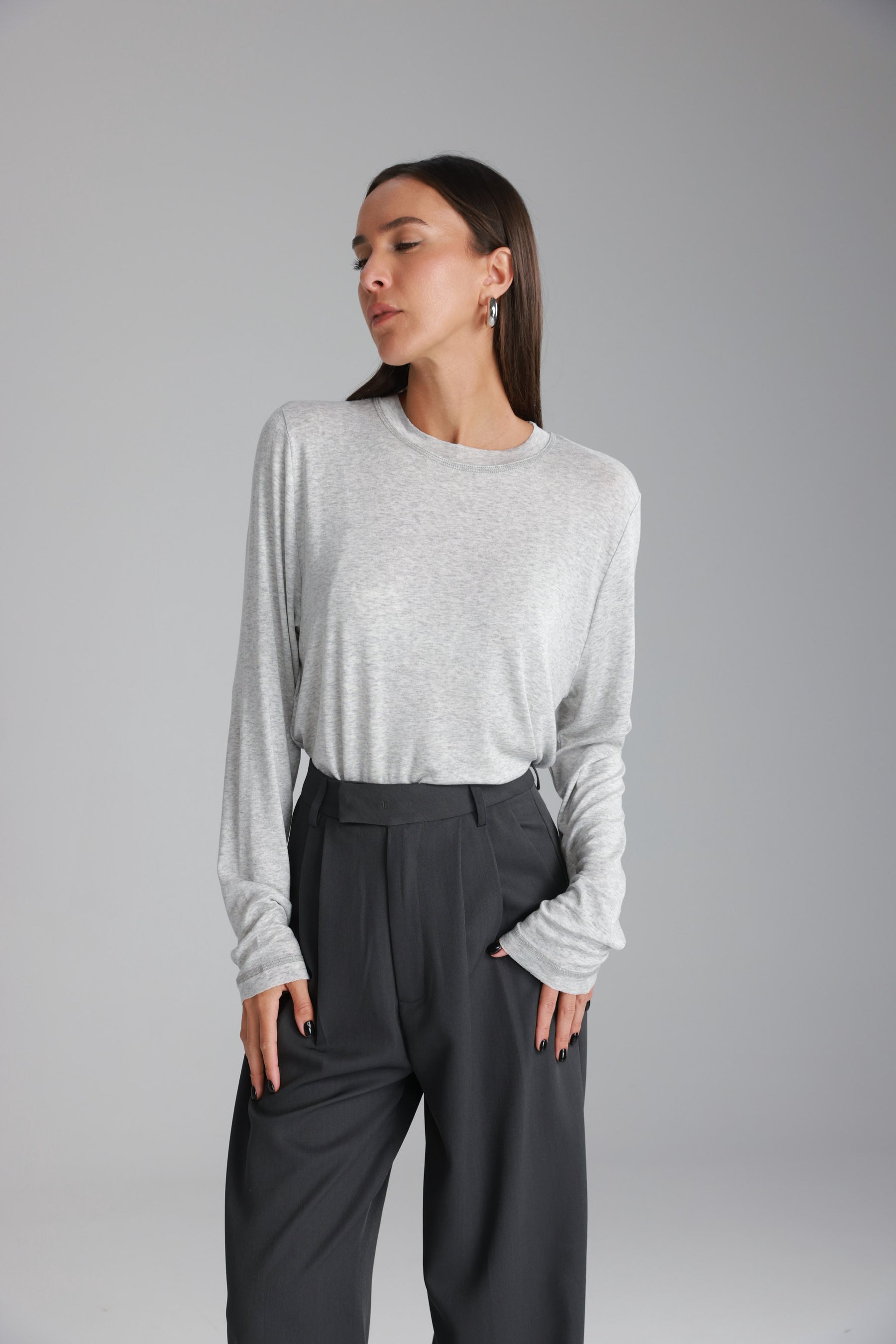 חולצת ביילין אפורה