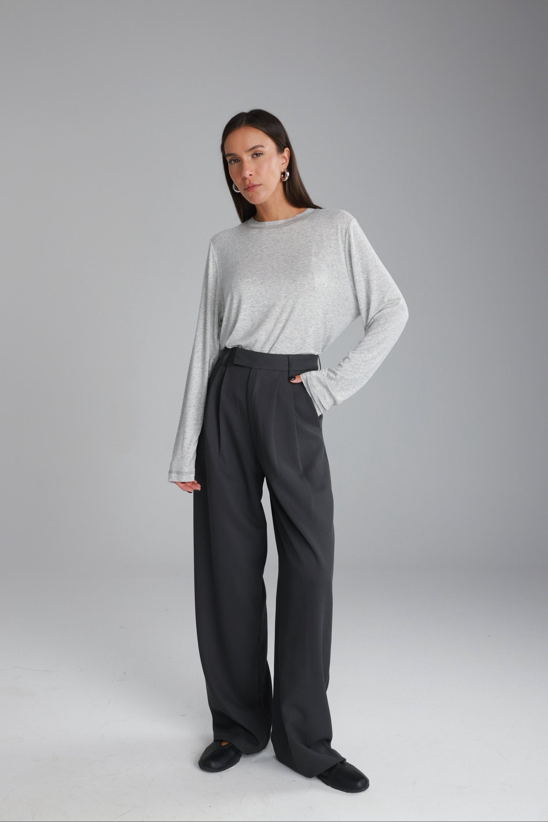 חולצת ביילין אפורה