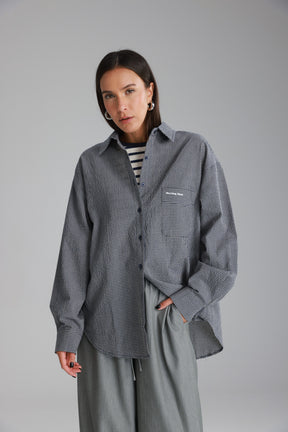 חולצת לאלי מכופתרת נייבי