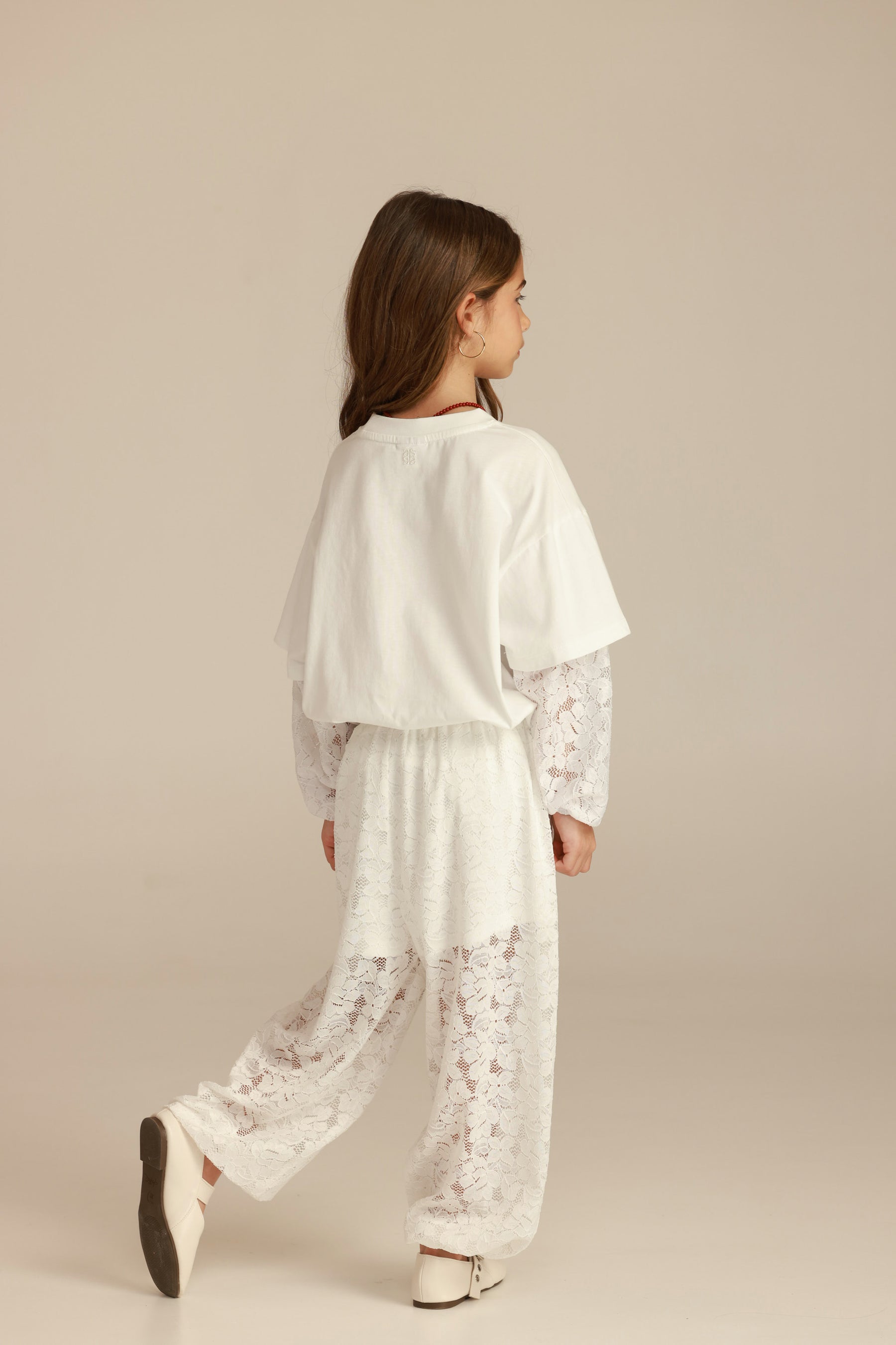 מכנסי ולנסיה לבנים