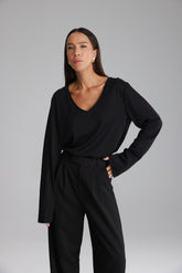 חולצת ג'ין שחורה