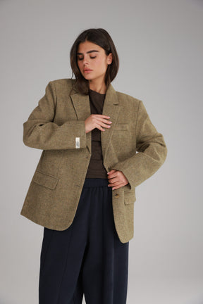 בלייזר אנדי חאקי