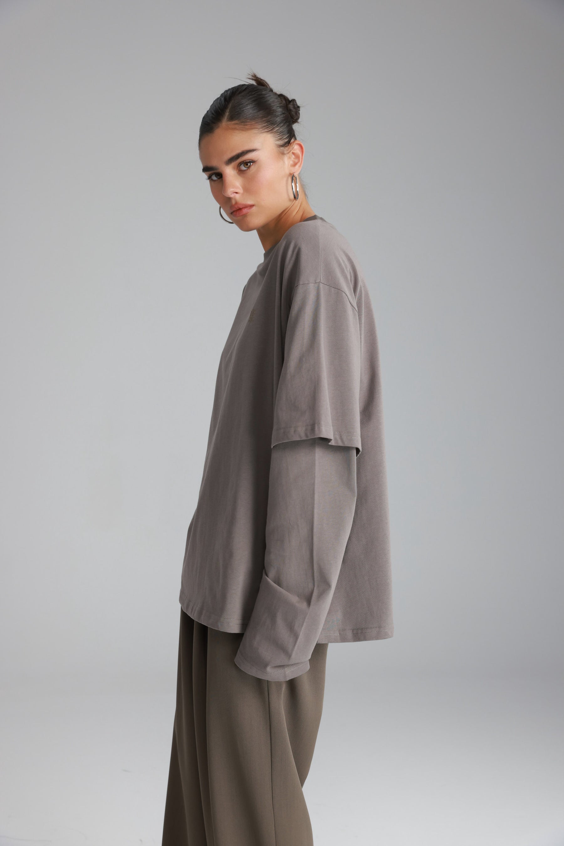 חולצת ולנטינה אפורה